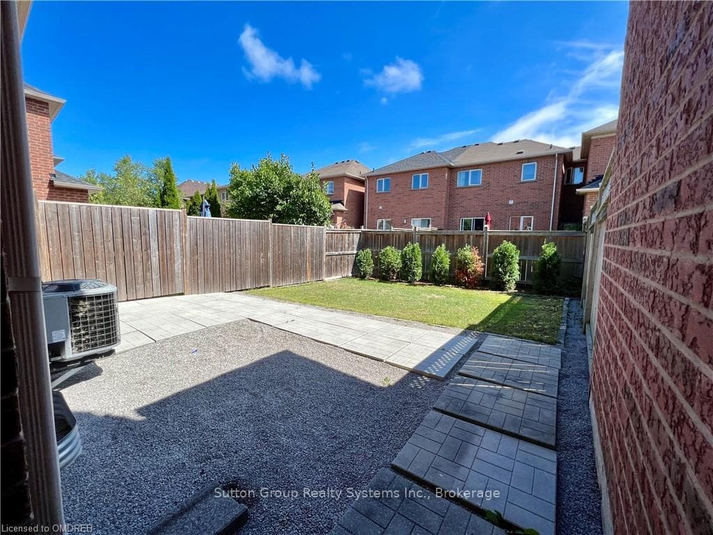 6 RAINTREE Drive photo 16