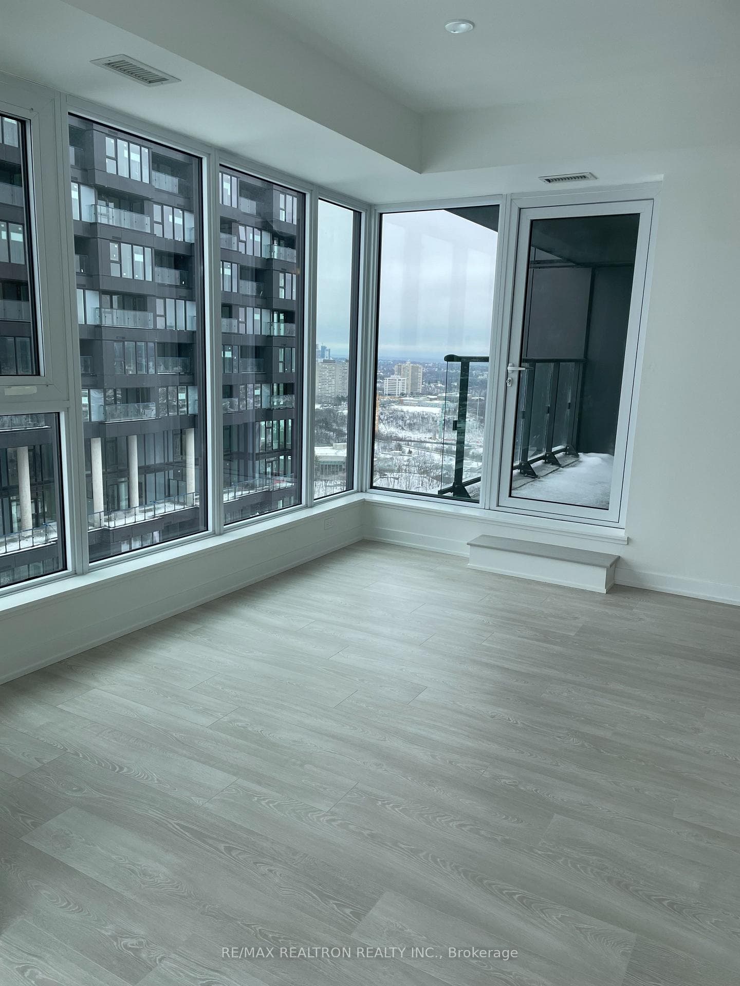 1 Quarrington Lane Unit 3119 photo 7
