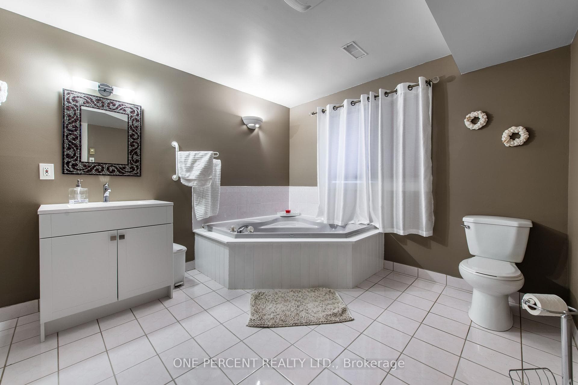 66 Amelia Street photo 30
