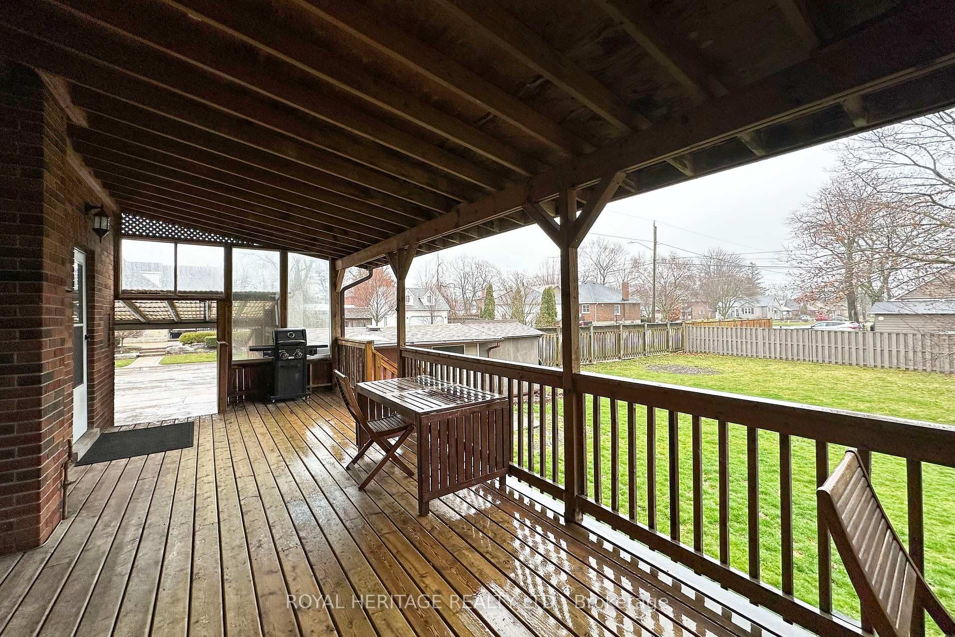 445 King Street photo 38