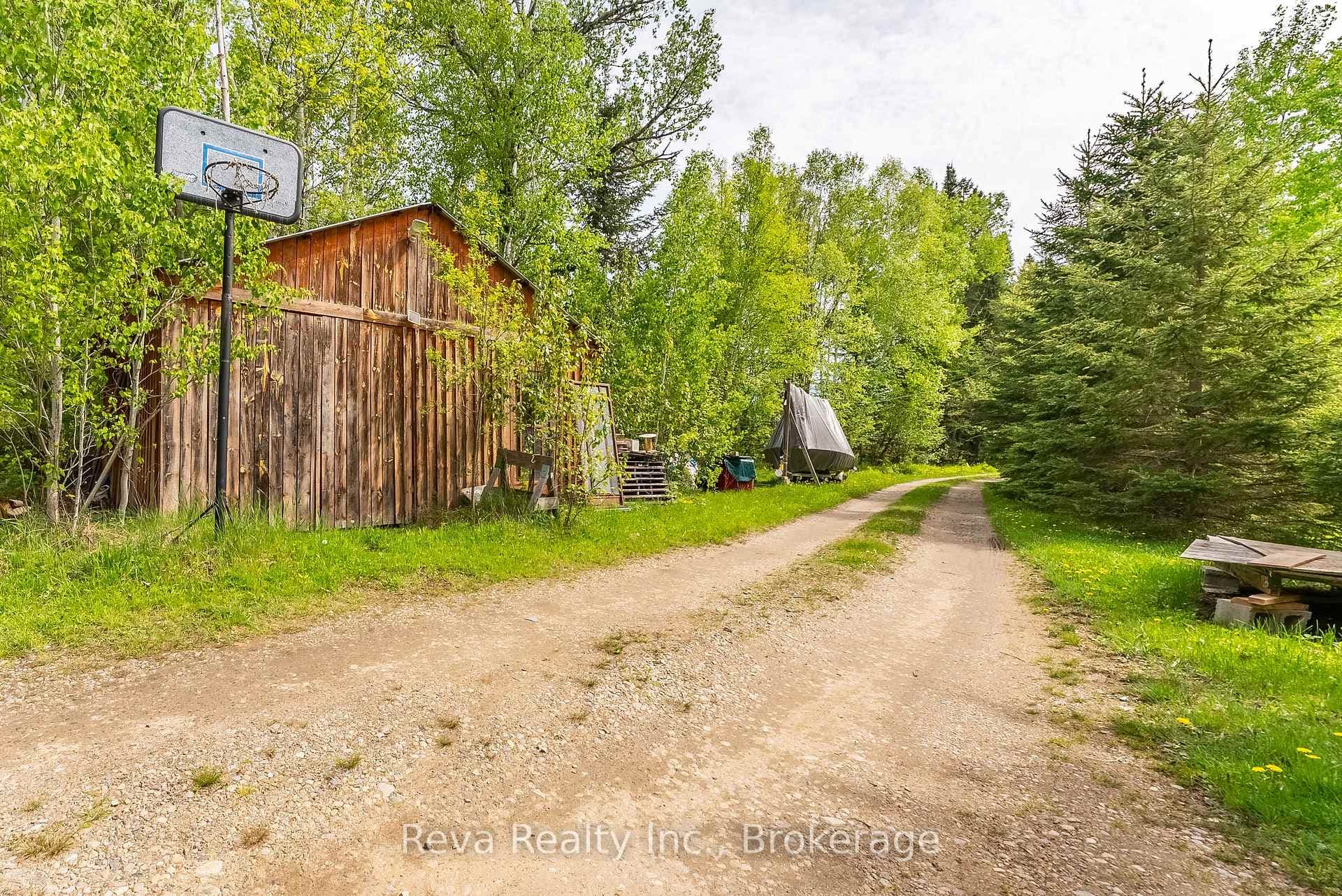 1535 North Baptiste Lake Road photo 38