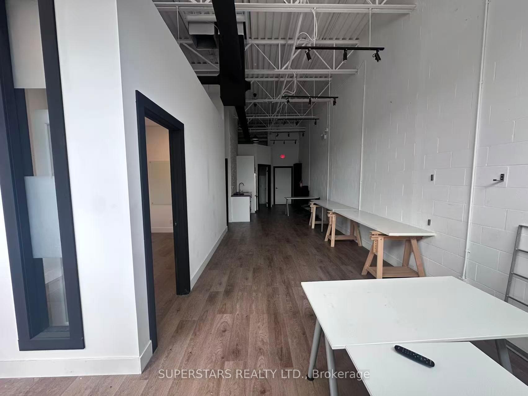 280 Yorktech Drive Unit 20 photo 4