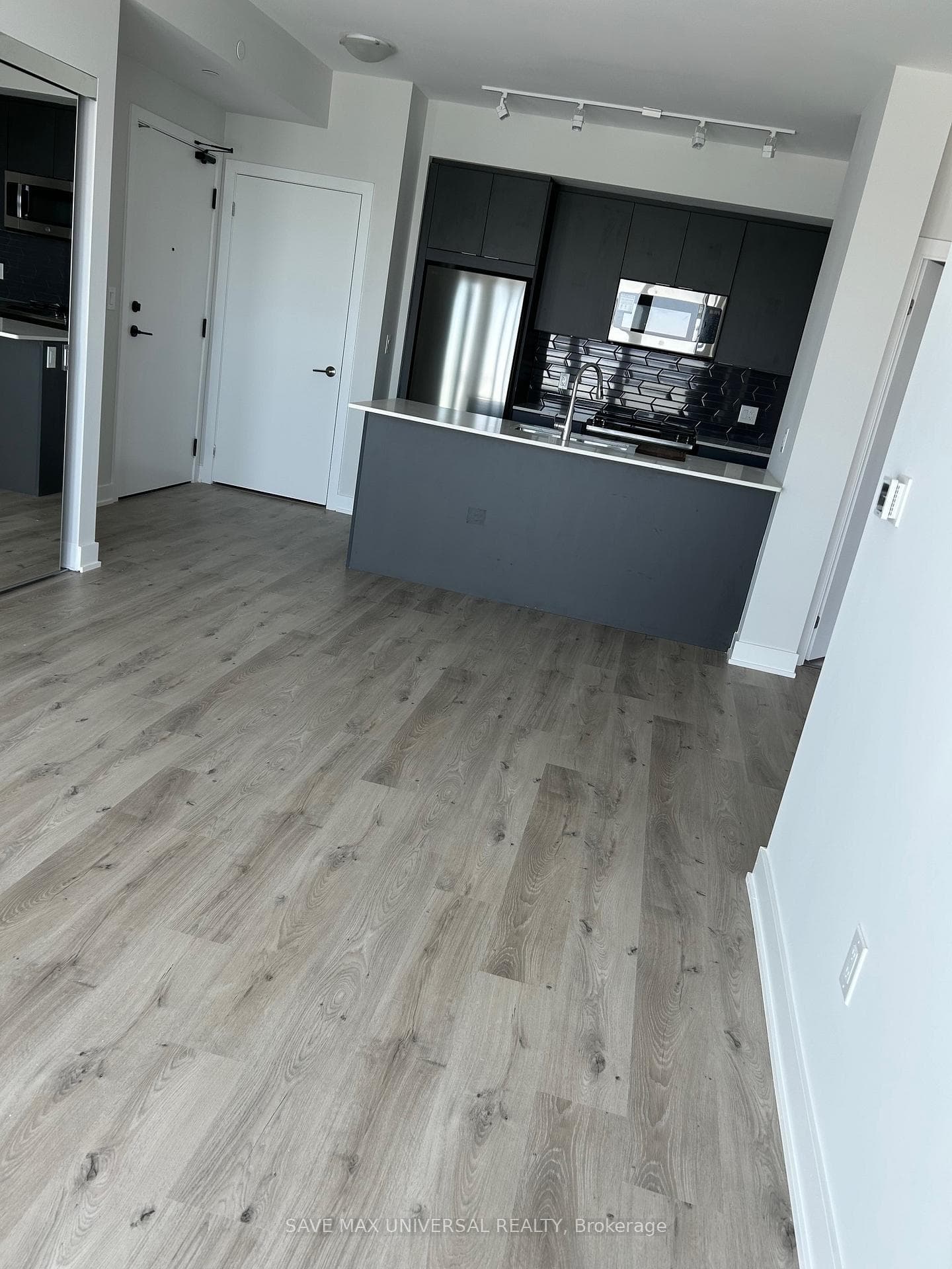 430 Square One Drive Unit 4107 photo 2