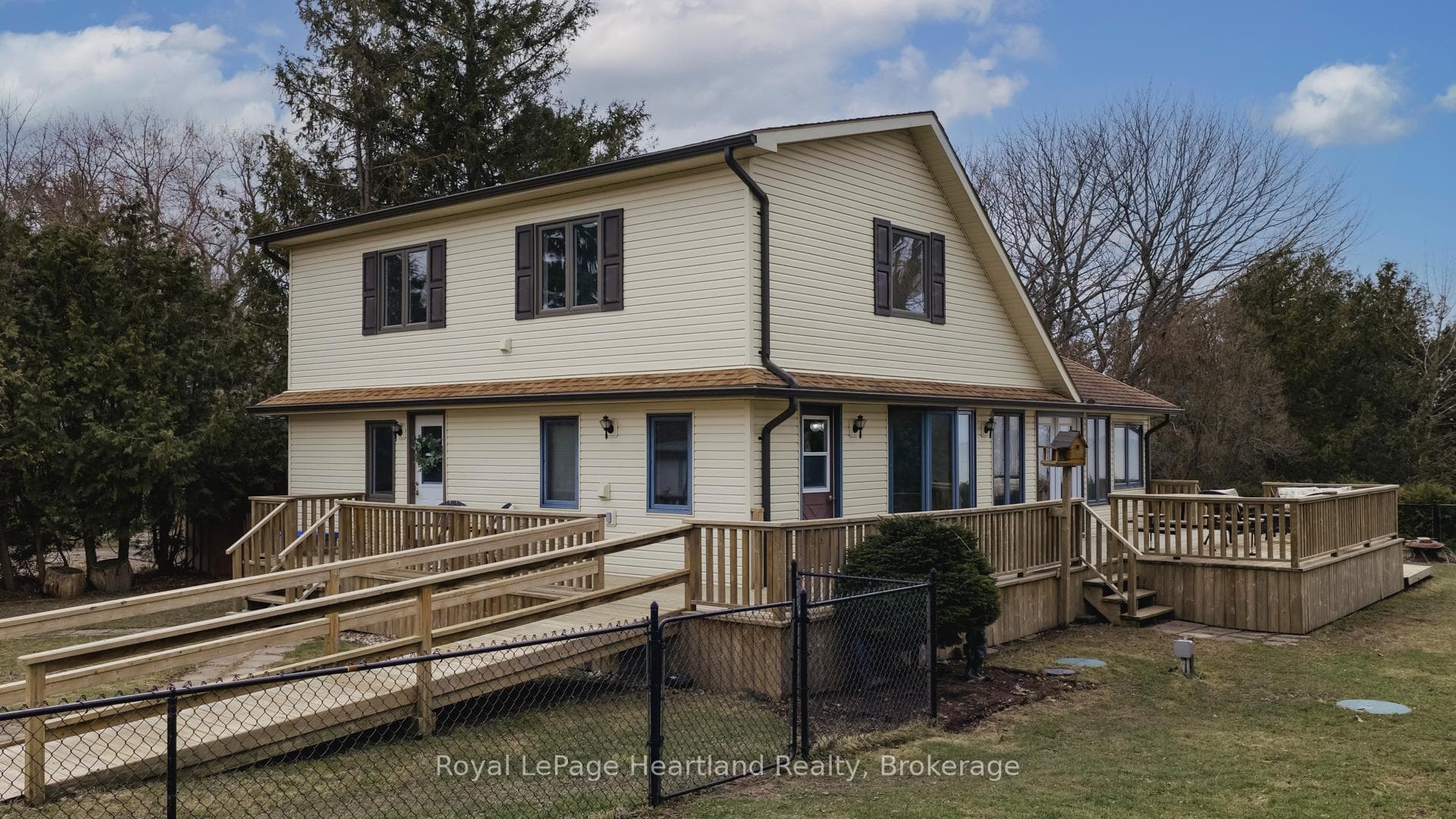 75587 Elliot Street photo 3
