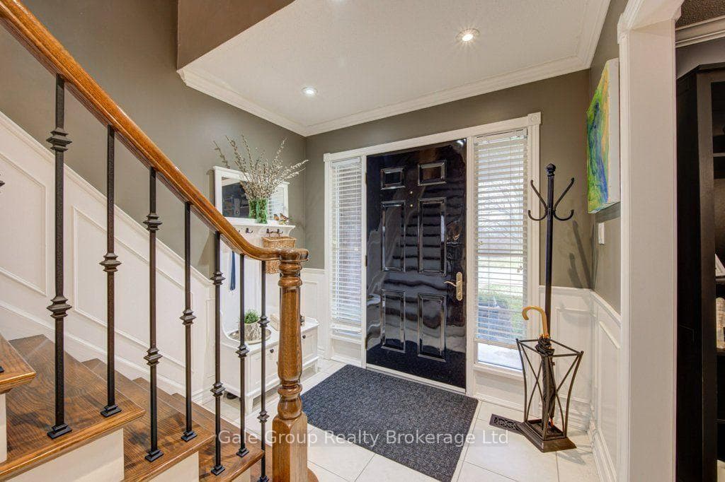 24 Van Norman Drive photo 3