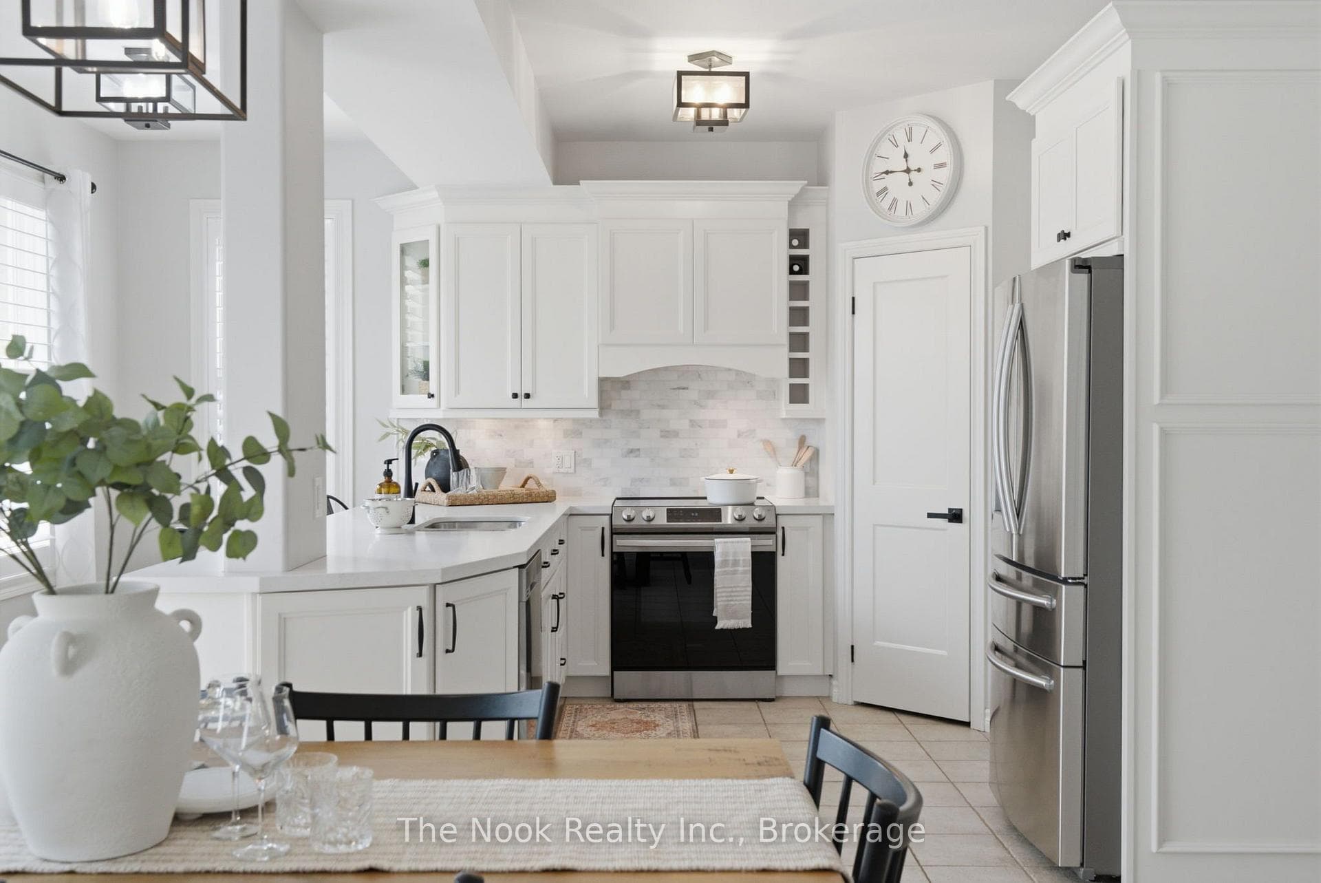 366 Travail Avenue photo 12