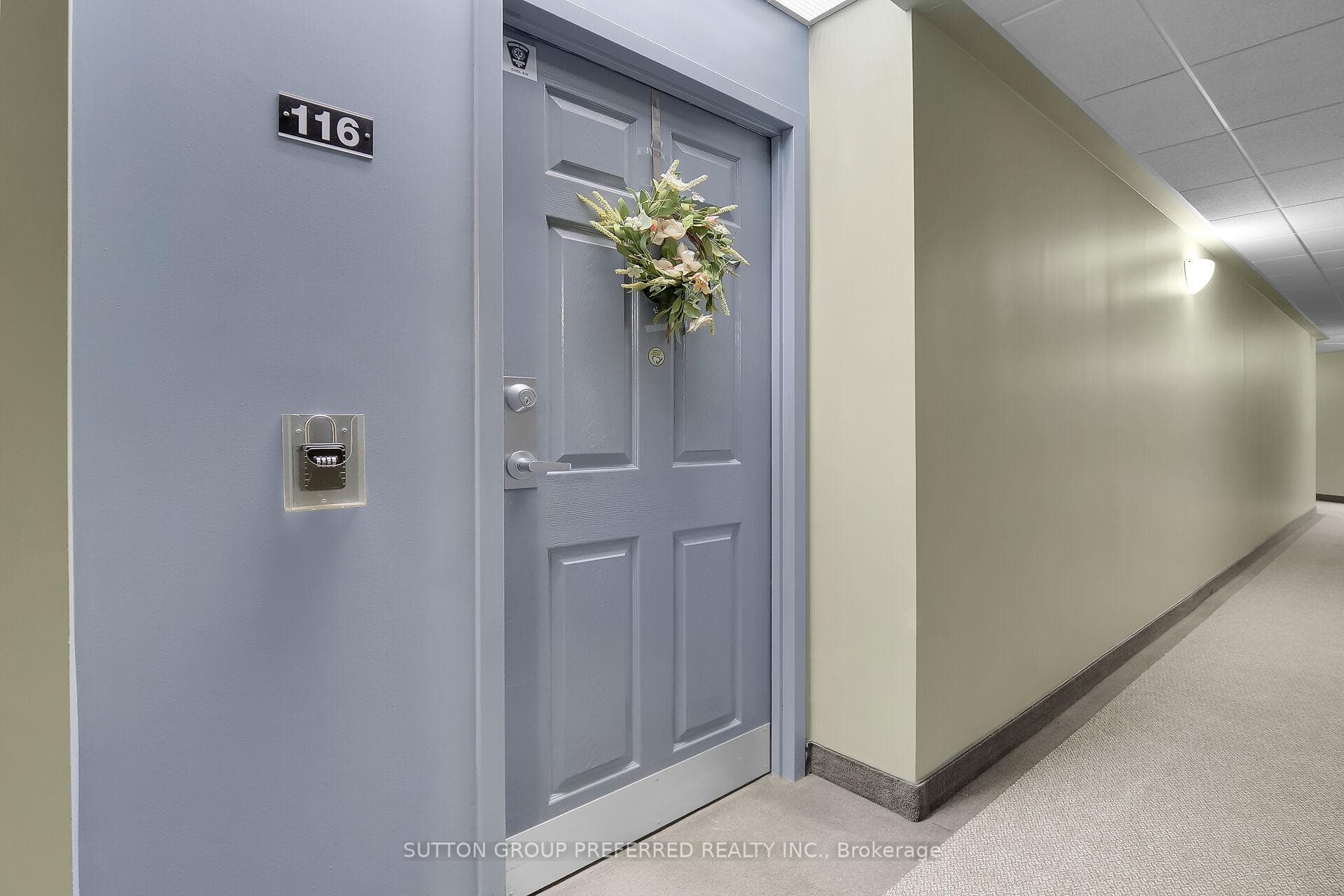 511 Gainsborough Road Unit 116 photo 5