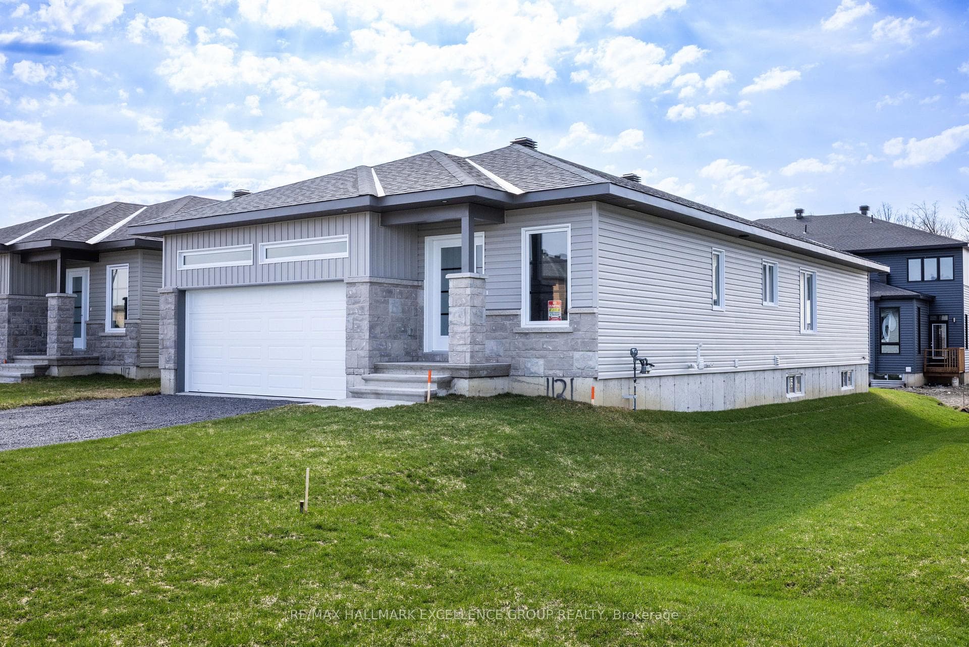 1117 Bronze (Lot 105) Avenue photo 3