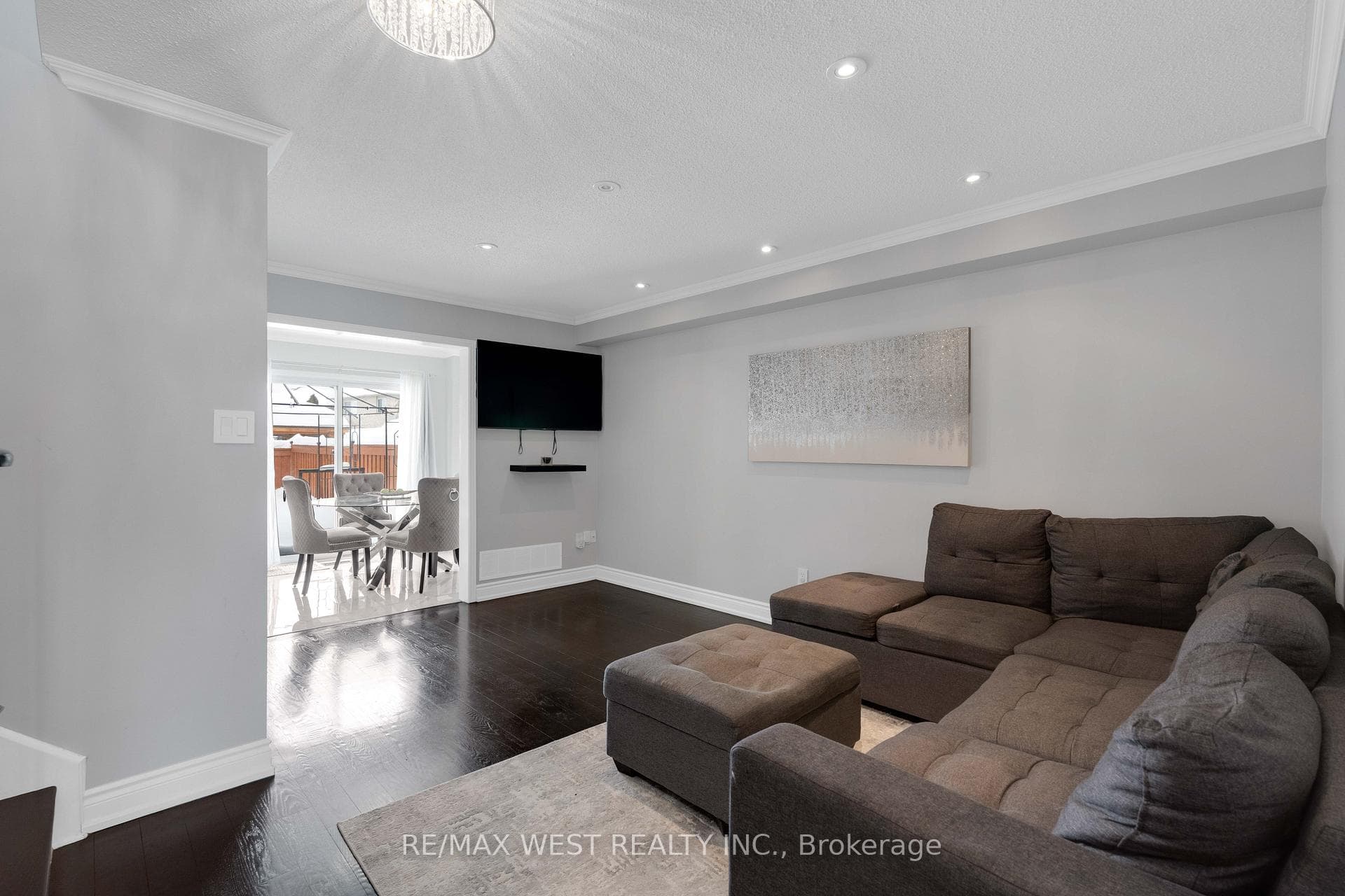 101 Cedargrove Road photo 12