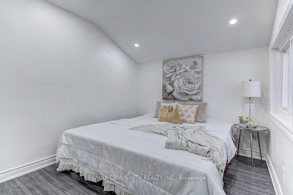 2 Ladysbridge Drive photo 23