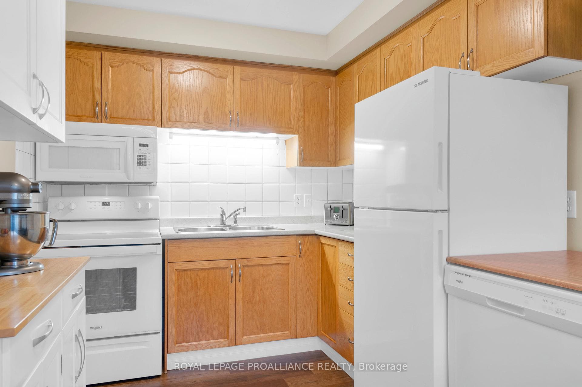 17 Tracey Park Drive Unit 31 photo 9