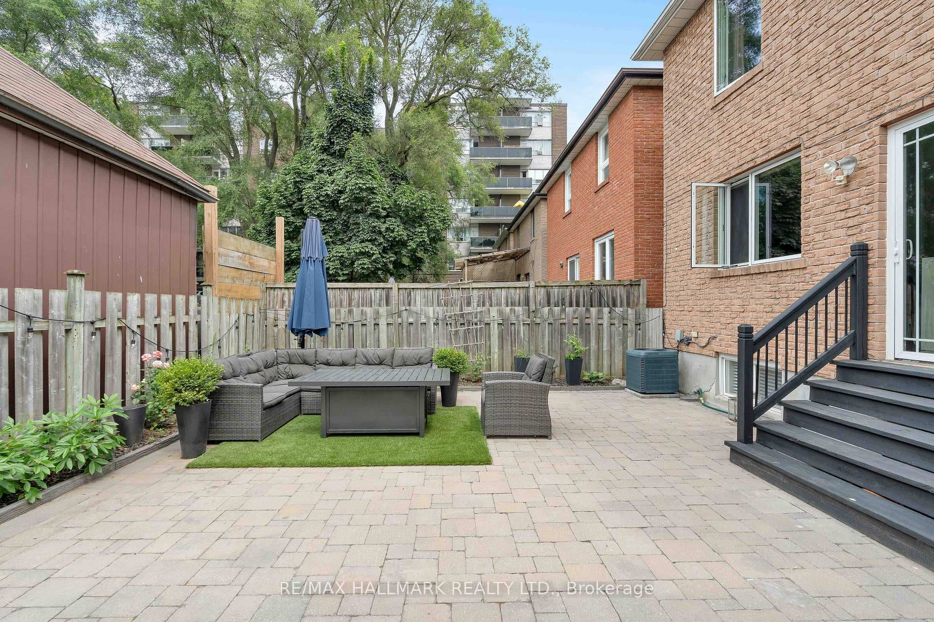 274 Gowan Avenue photo 34