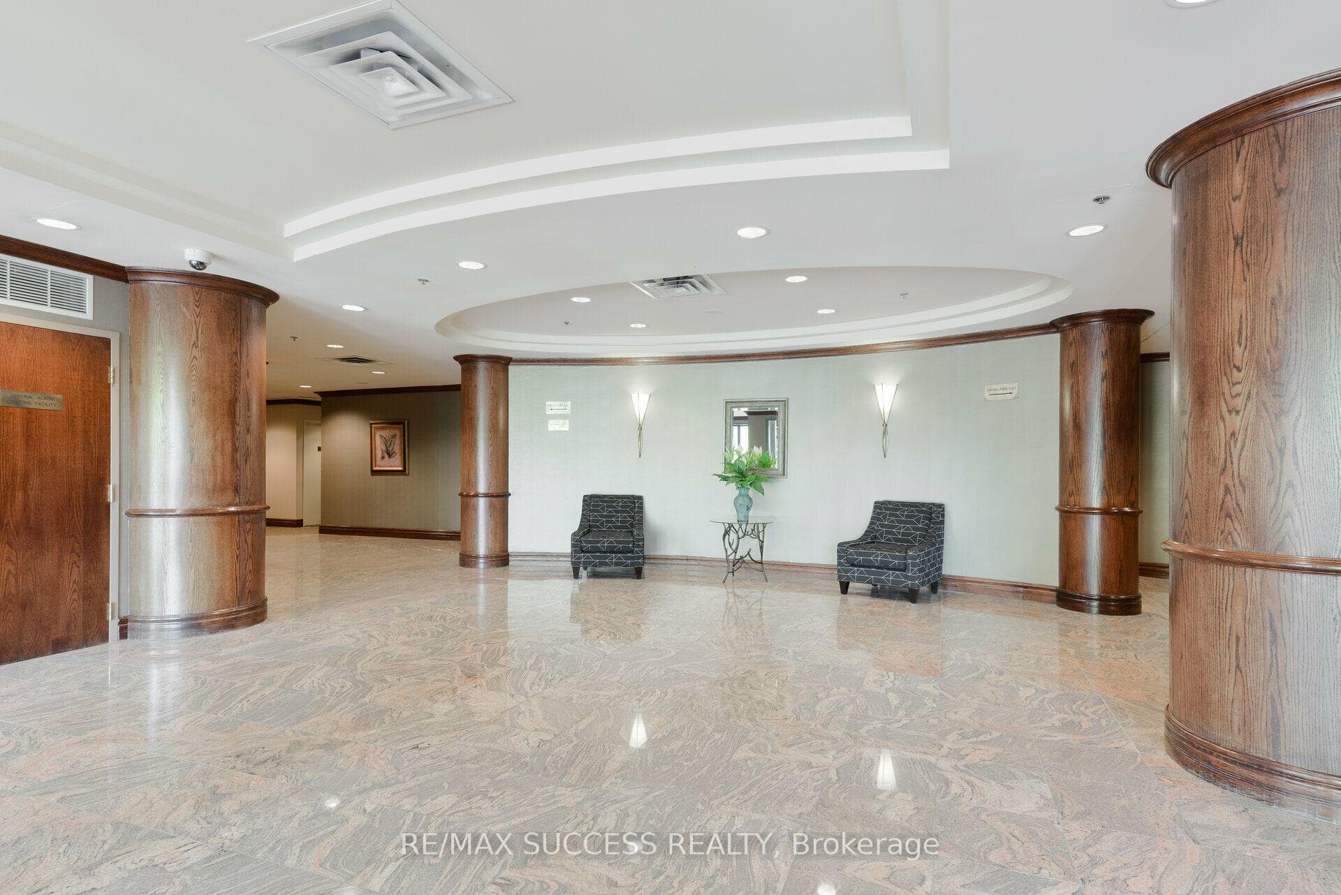11 Michael Power Place Unit PH14 photo 23