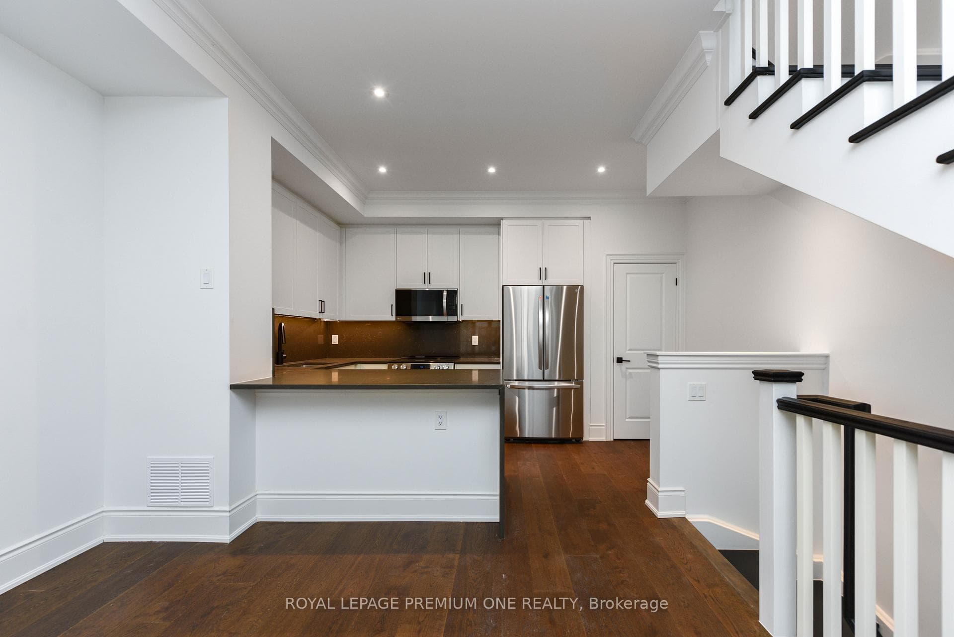 55 Lunar Crescent Unit 140 photo 11