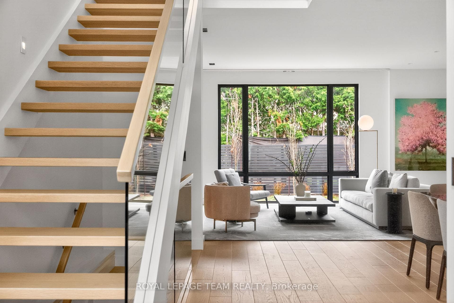 511 Fraser Avenue photo 7
