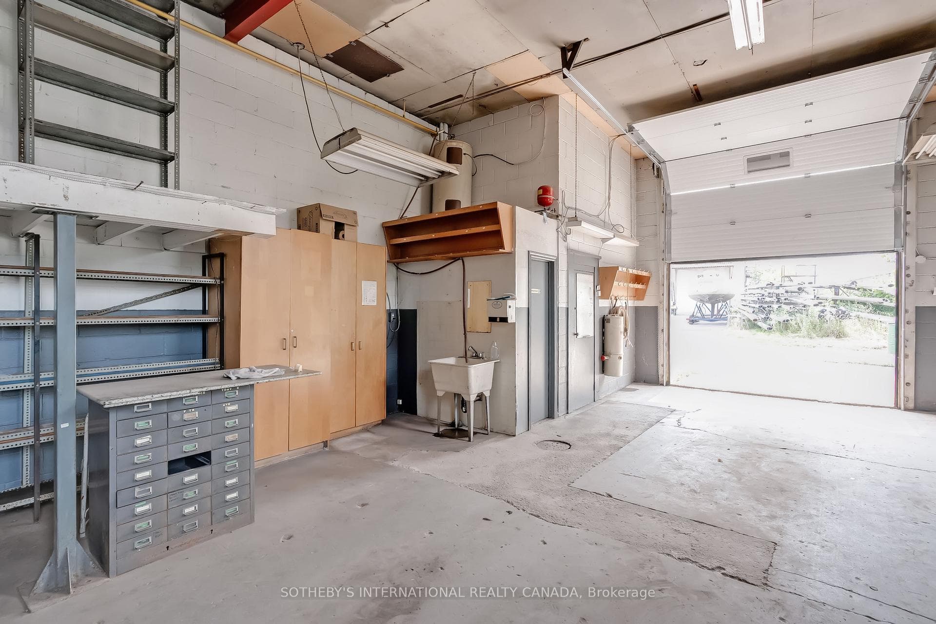 1505 Speers Road Unit 3 photo 4