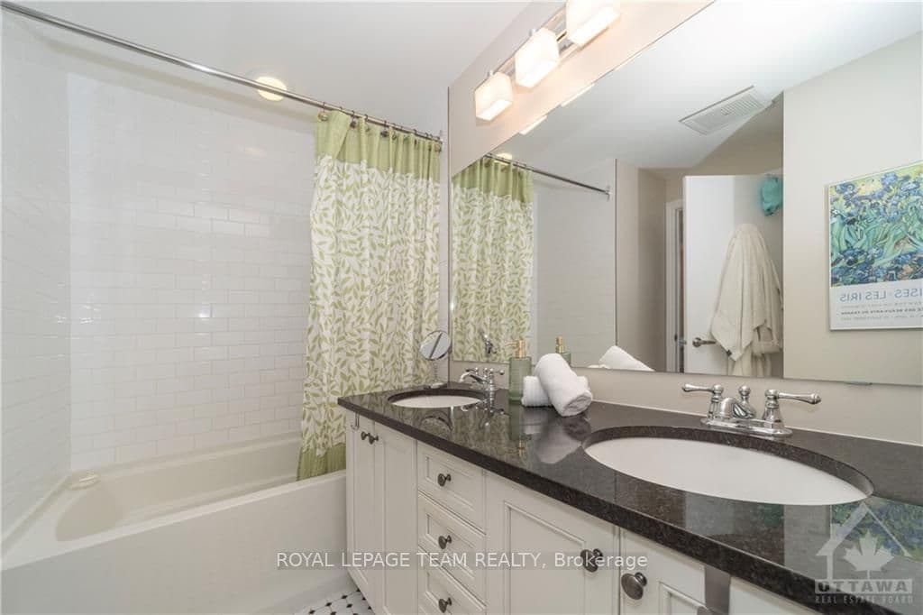 401 GOLDEN Avenue Unit 904 photo 23
