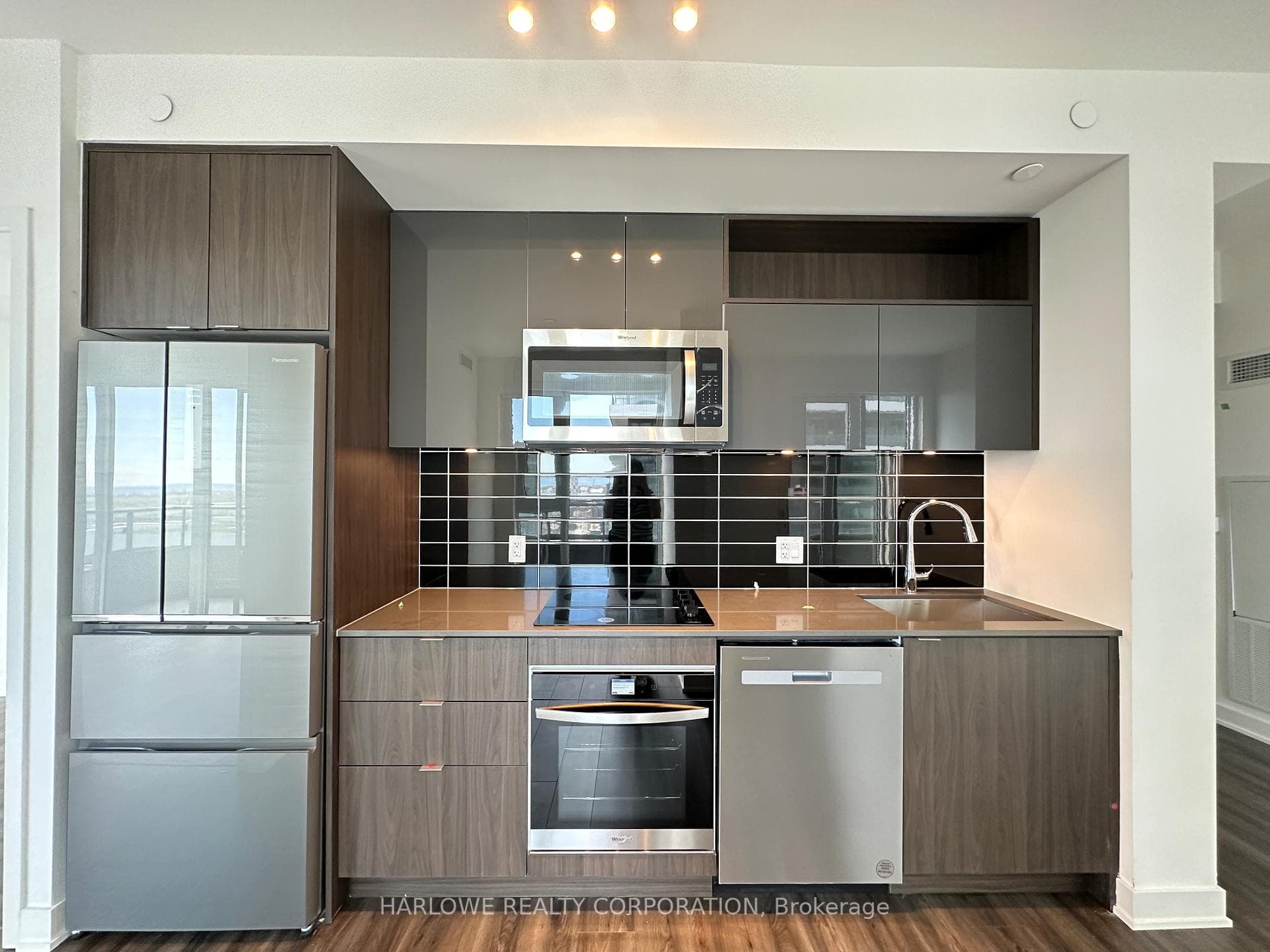 135 Lower Sherbourne Street Unit 2325 W photo 3