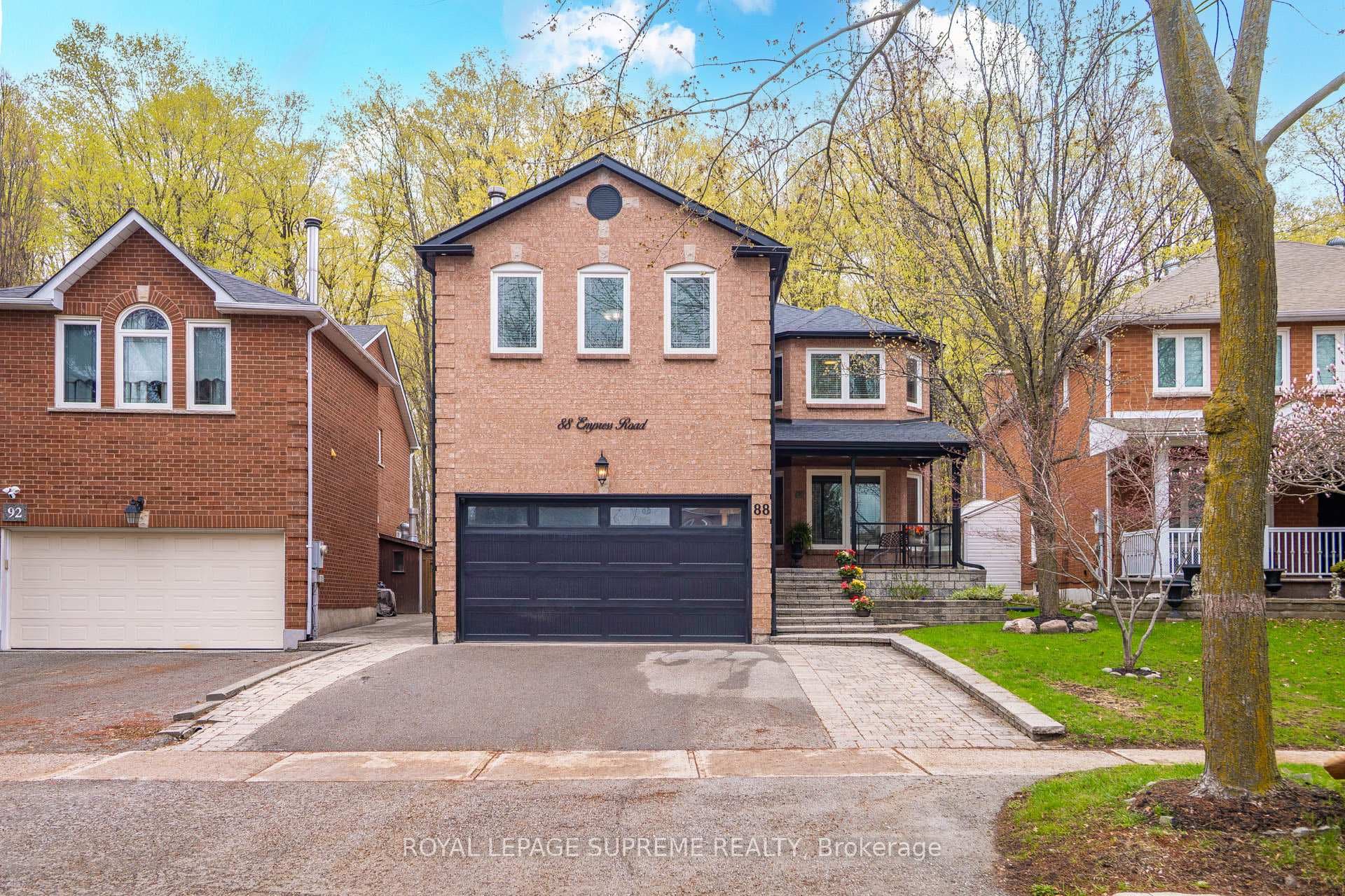 88 Empress Road photo 1