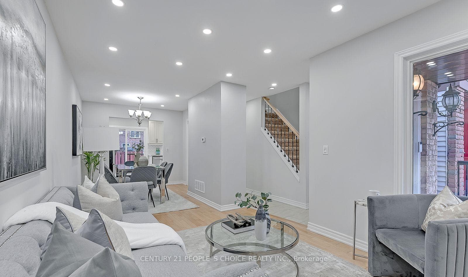 39 Wayford Crescent photo 8