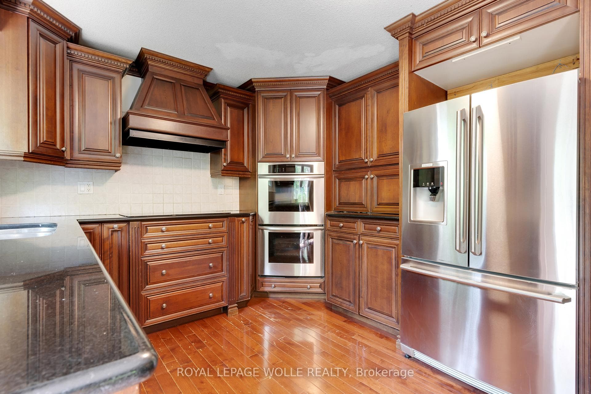 35 Maple Hill Drive photo 18