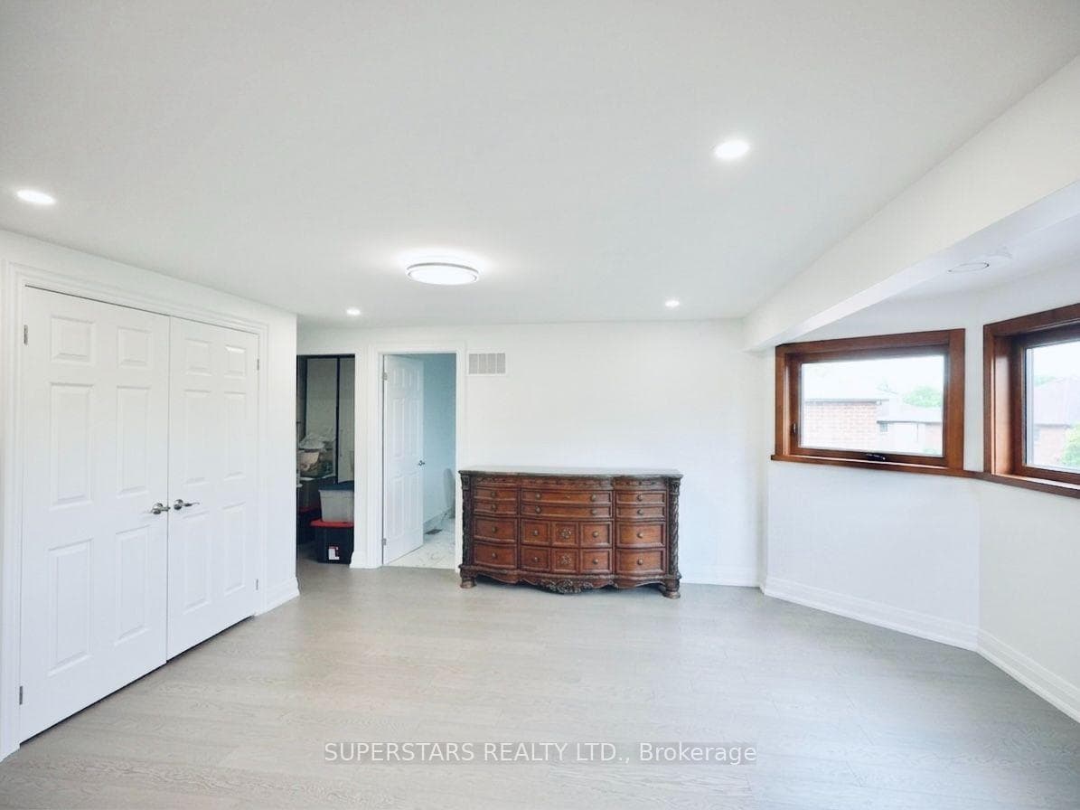 34 Loweswater Avenue photo 16