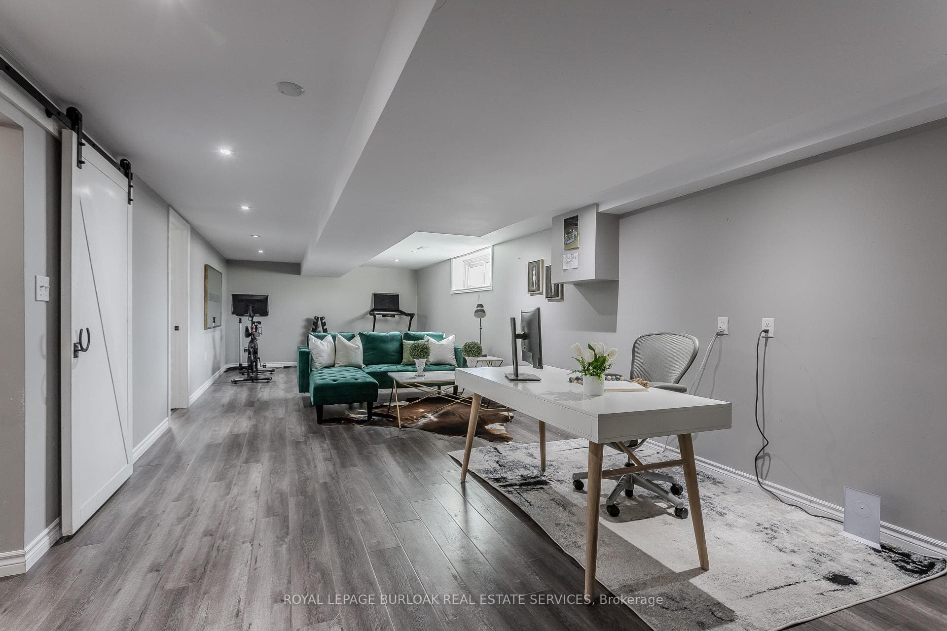 4375 Hall Road photo 21