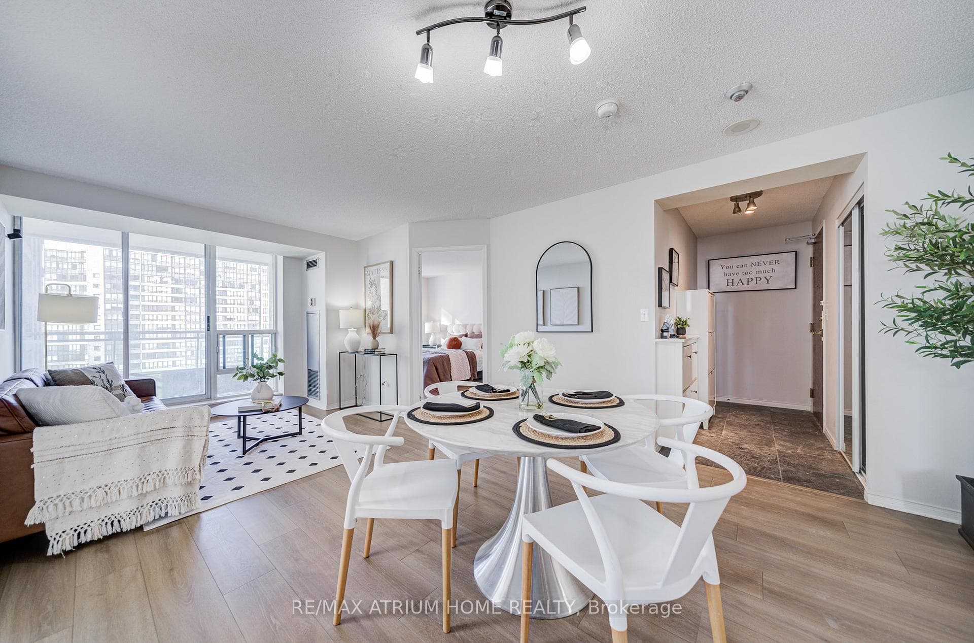 3 Pemberton Avenue Unit 1703 photo 9