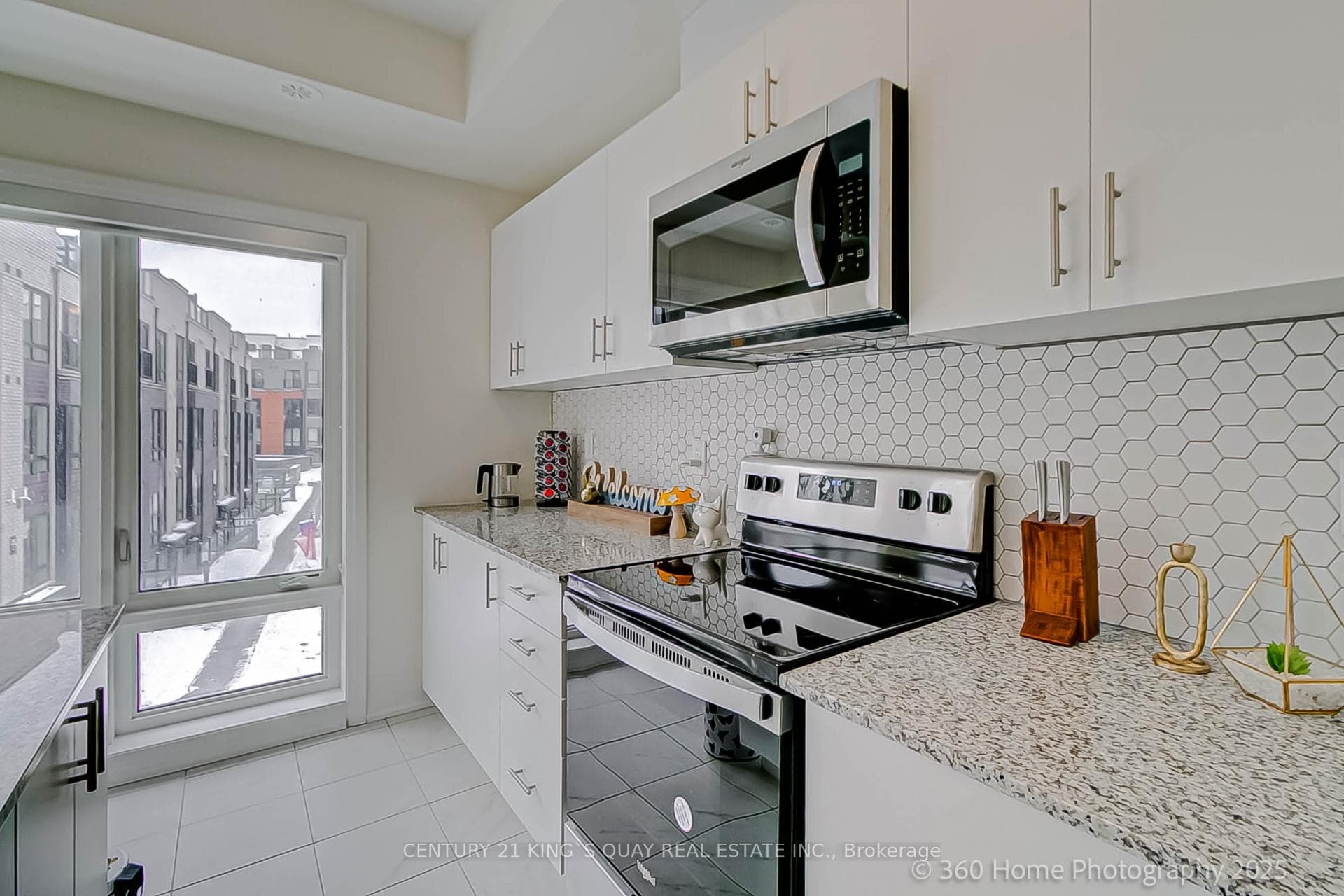 165 Tapscott Road Unit 12 photo 12