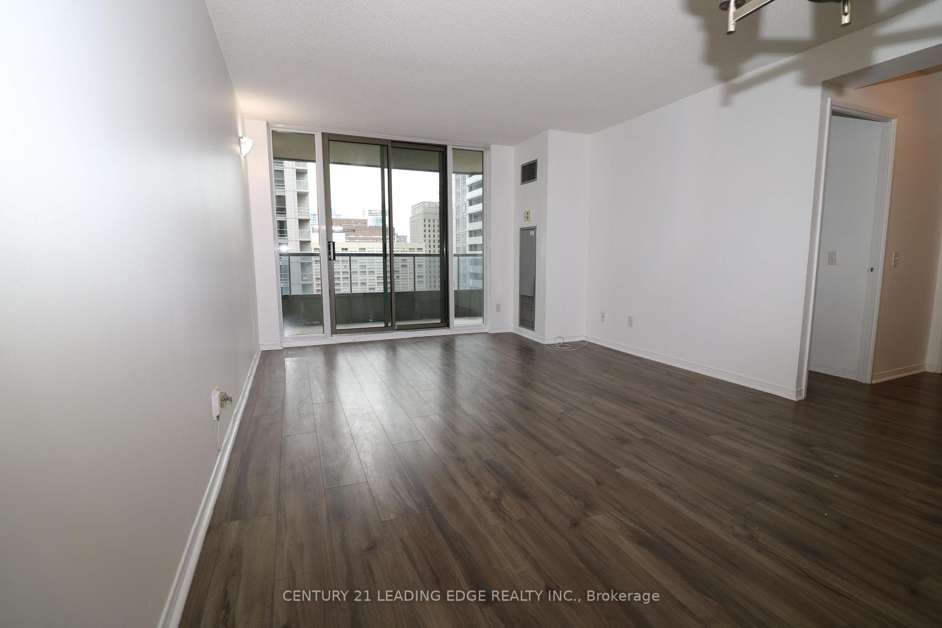 750 Bay Street Unit 1711 photo 14