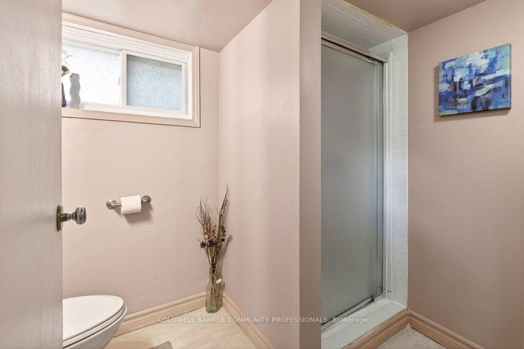 152 London Street photo 43