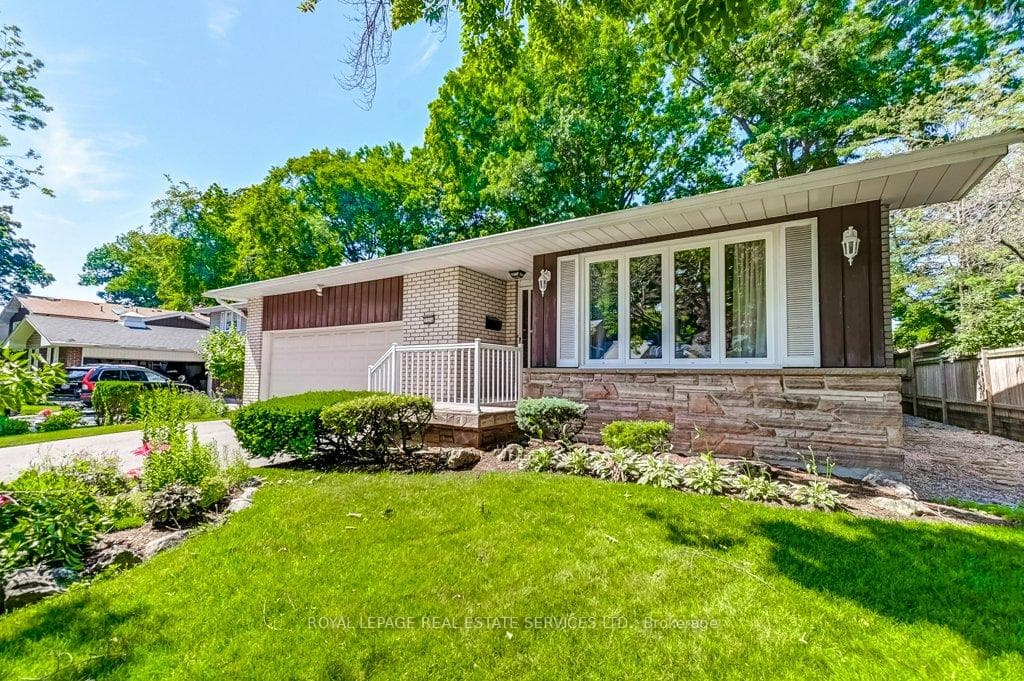 3314 Cindy Crescent photo 2