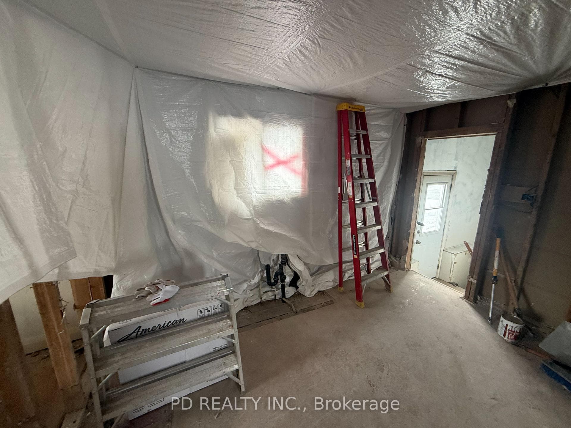 1028 Western Avenue photo 14