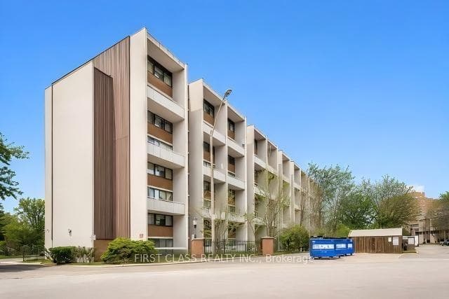2121 Roche Court Unit 106 photo 21