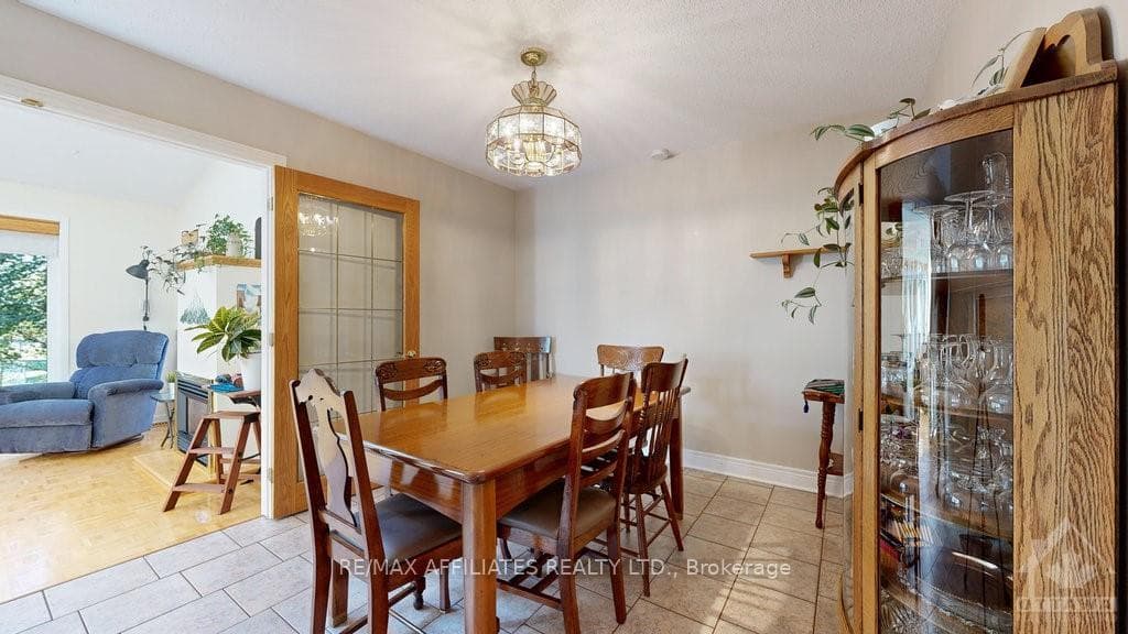12 NORTHPARK Drive photo 13