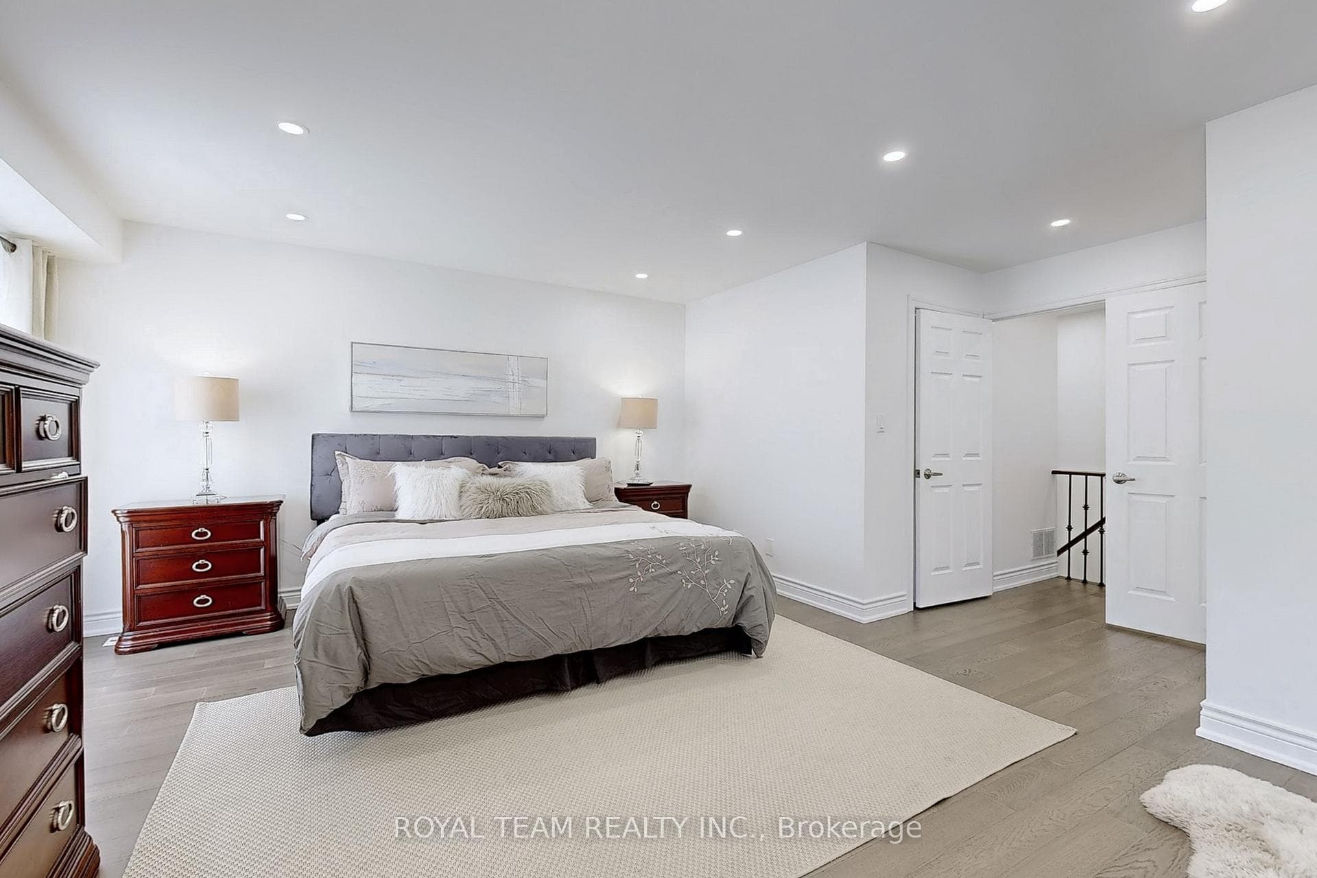 151 Townsgate Drive Unit 57 photo 31