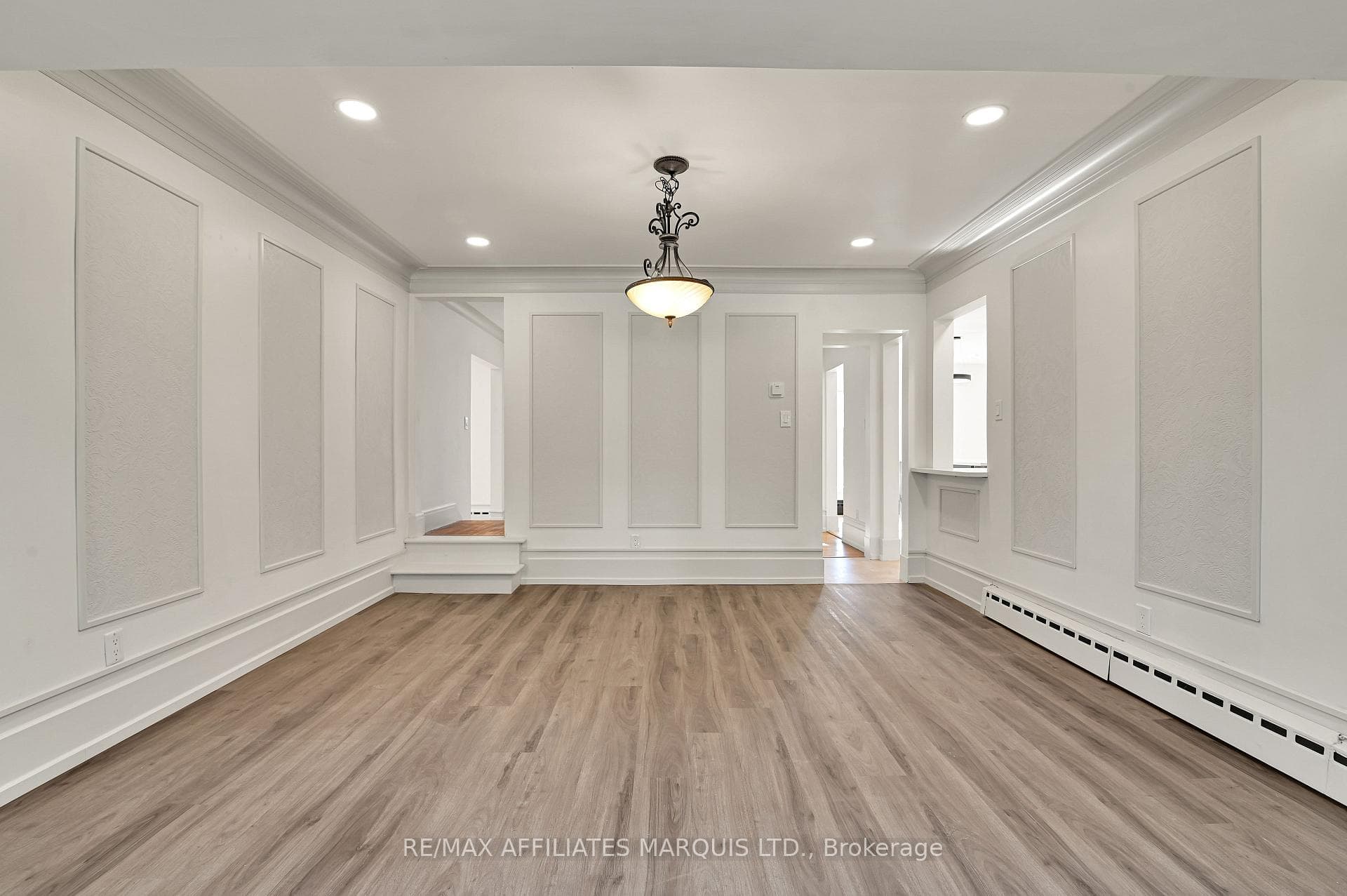 1603 Peter Street photo 14