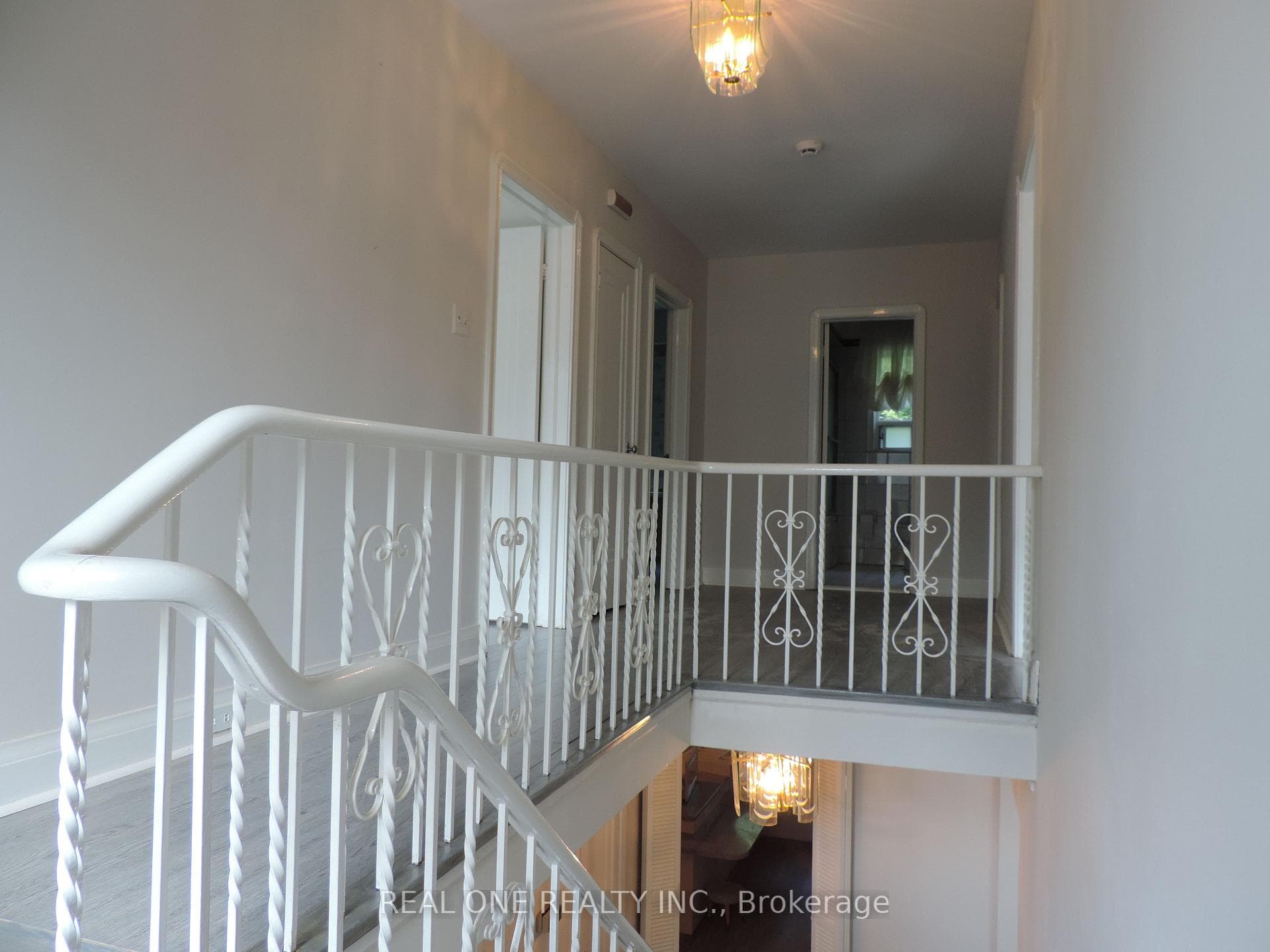 616 Briar Hill Avenue photo 7