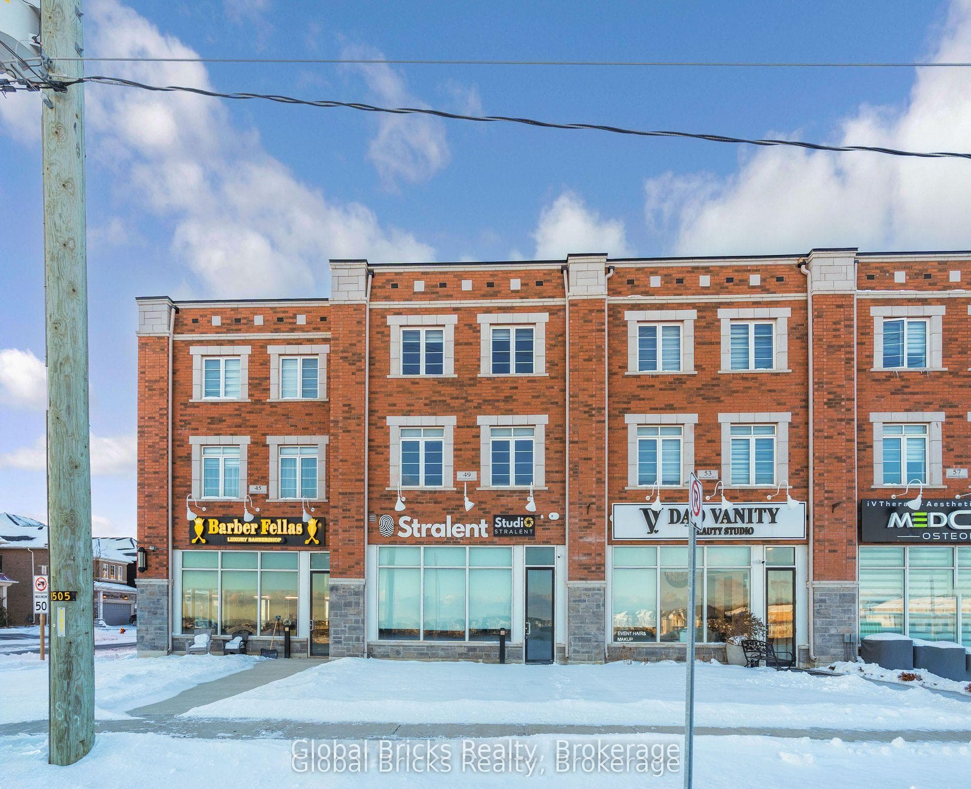49 Burnhamthorpe Road photo 2