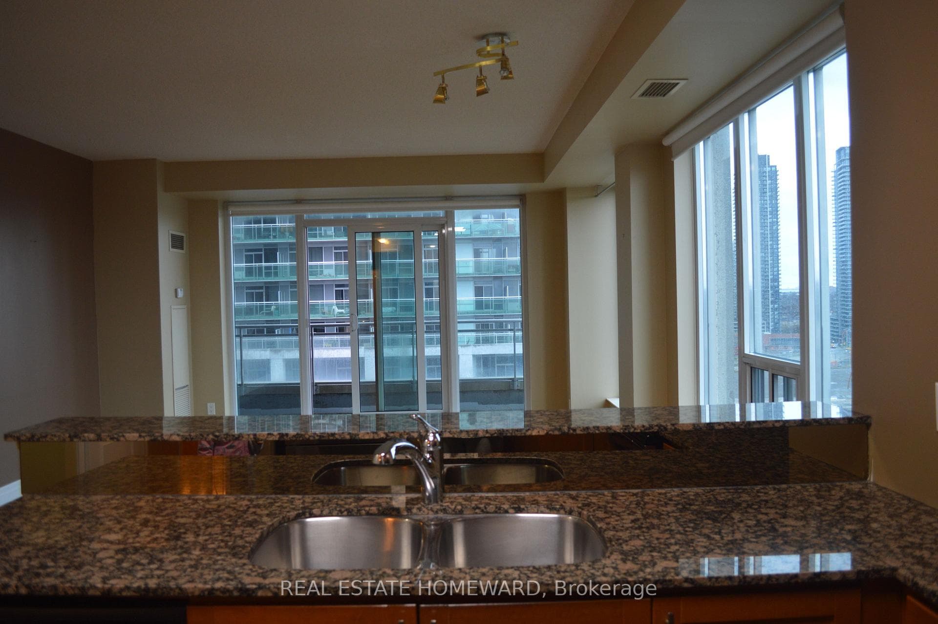 2121 Lake Shore Boulevard Unit 1802 photo 33