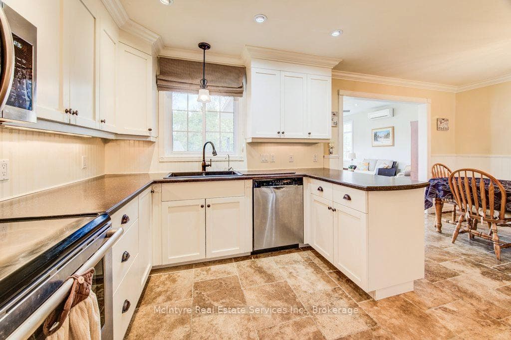8 Bluejay Road photo 22