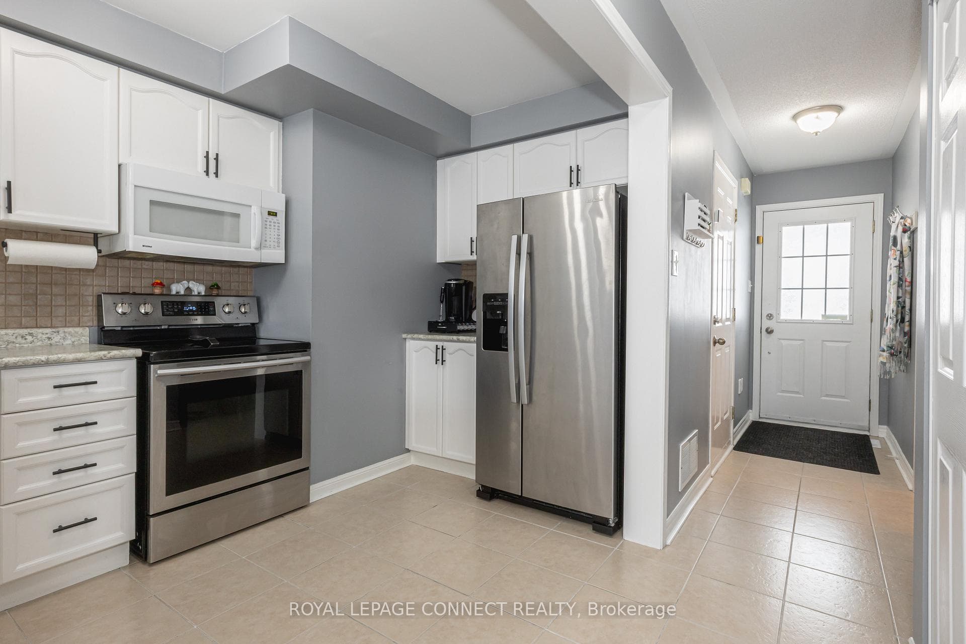 24 Annisson Court photo 9