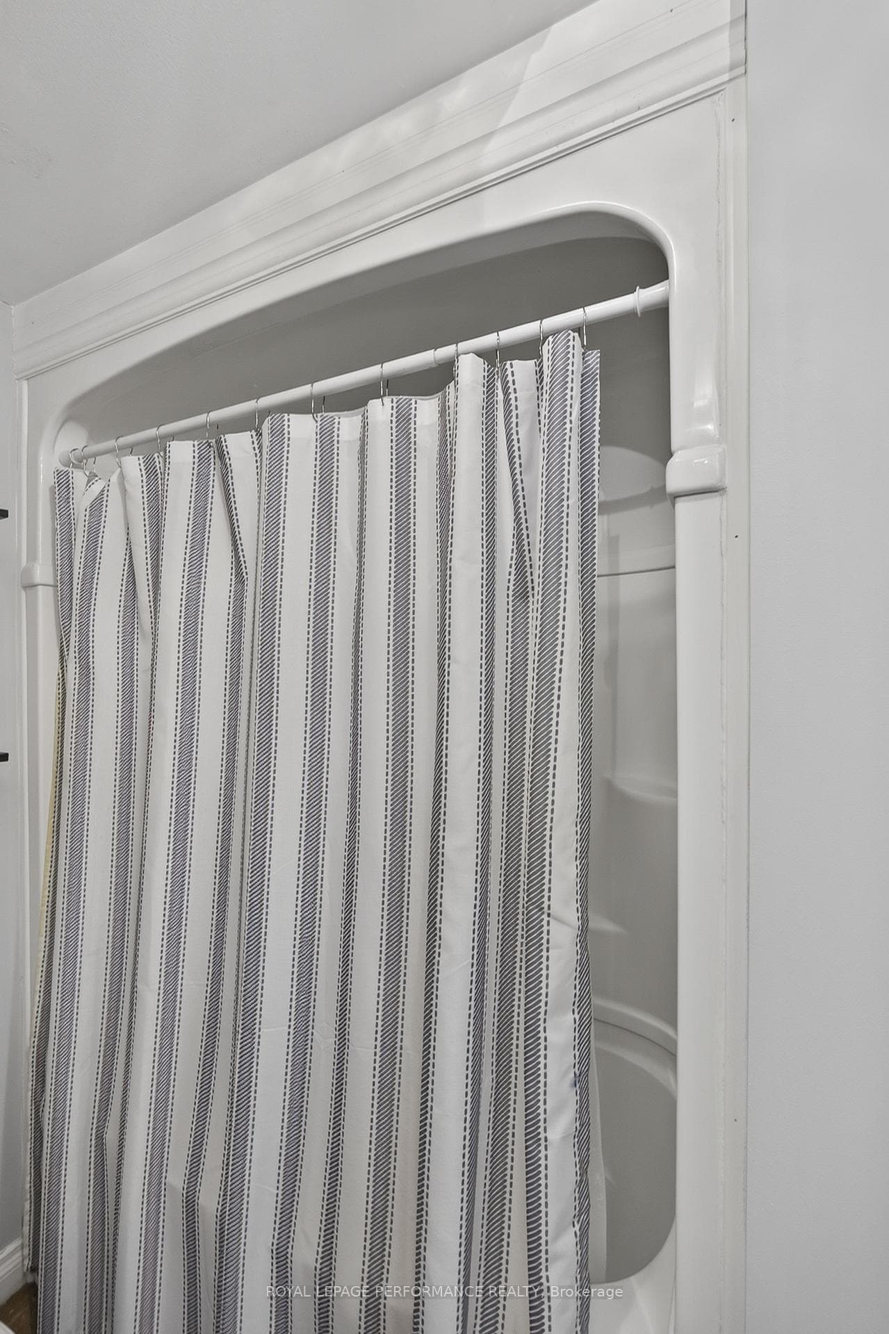 1304 Alness Court Unit 16 photo 43