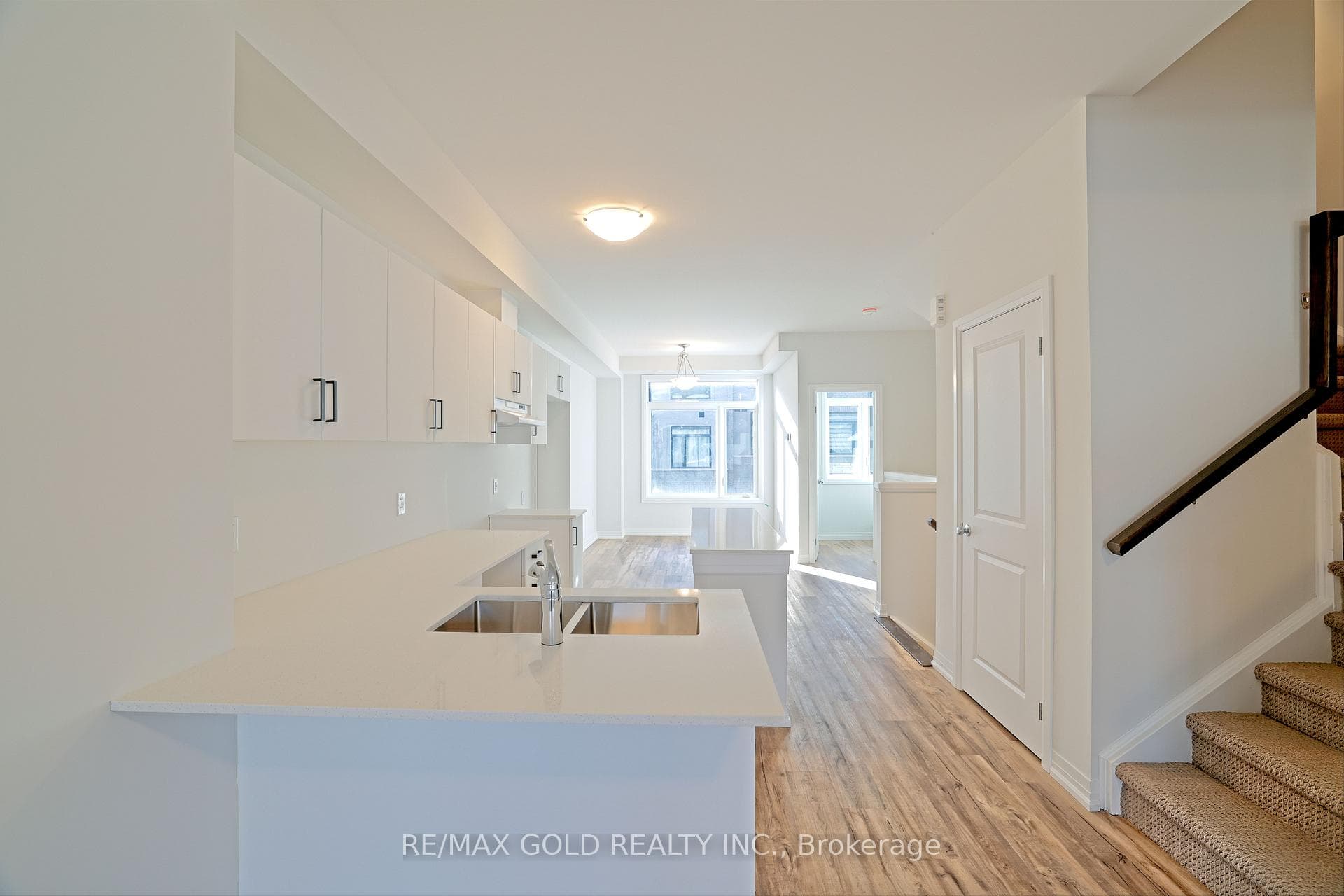 155 Equestrian Way Unit 114 photo 11