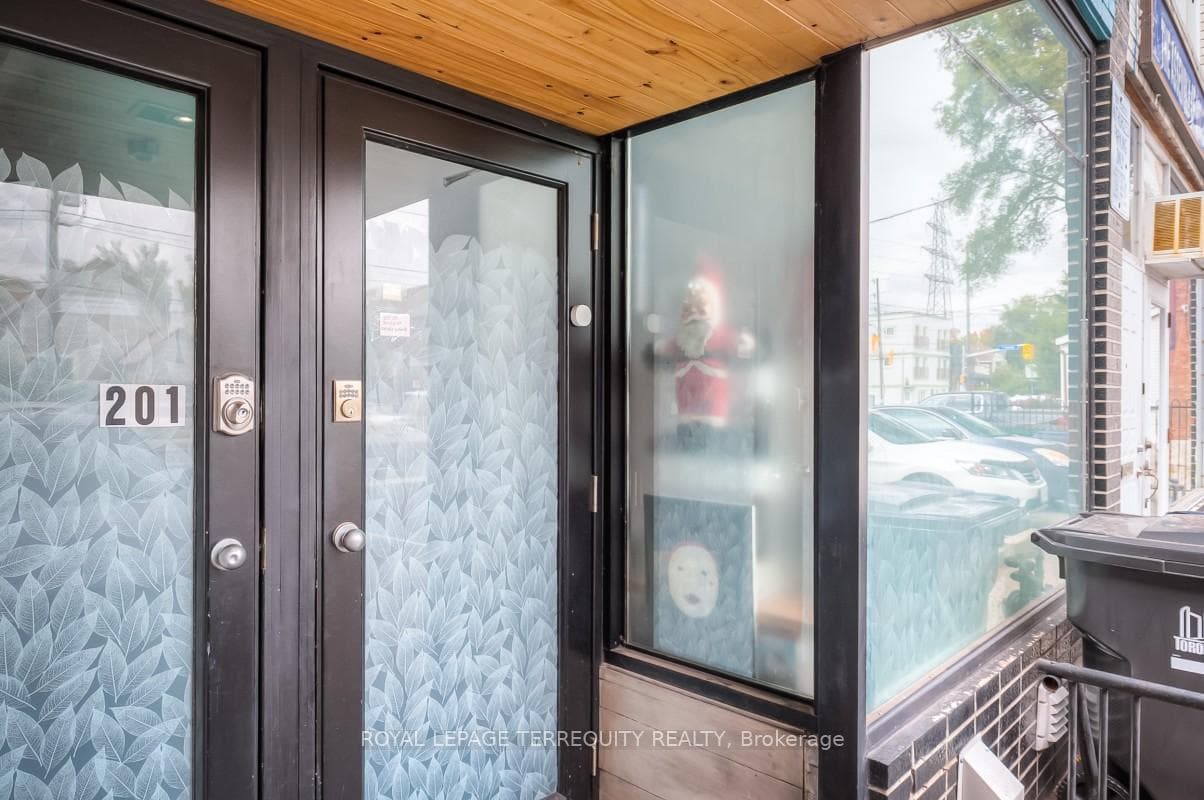 26A Scarlett Road Unit BSMT photo 19