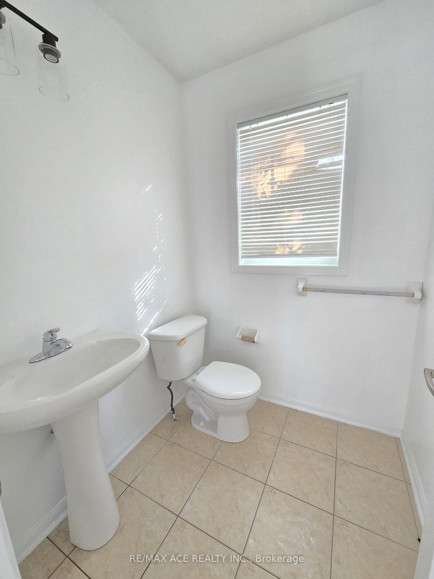 901 Rigo Crossing Crescent photo 5