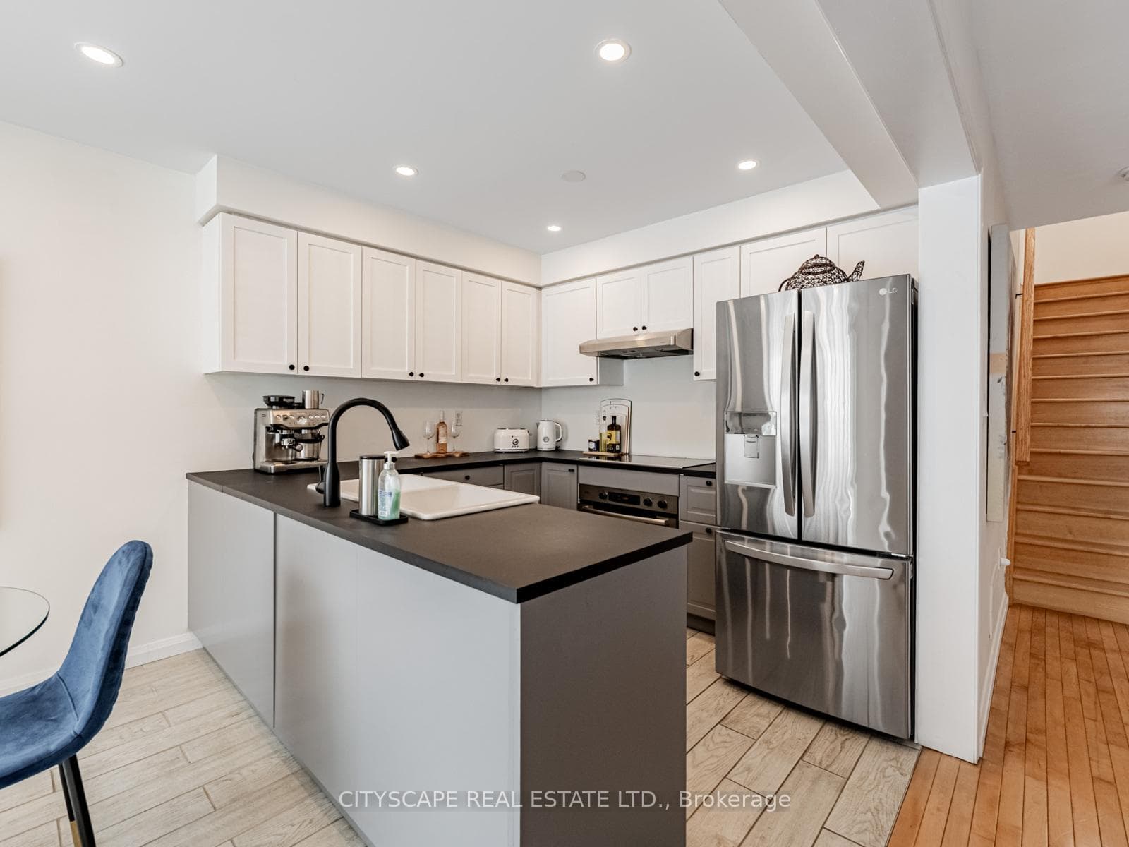 46 Jessop Drive photo 7