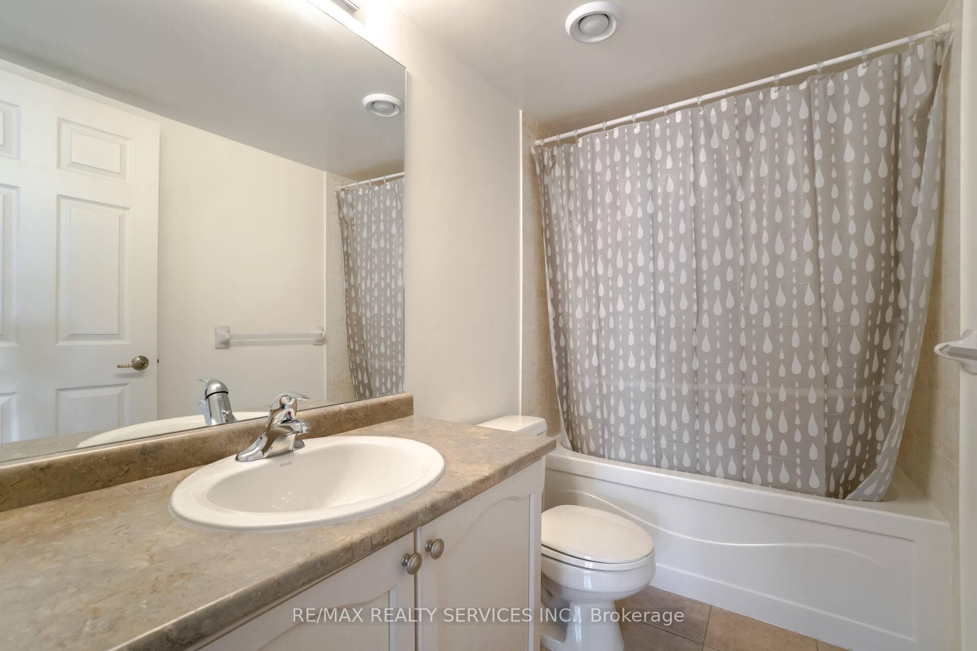 335 Rathburn Road Unit 1710 photo 22