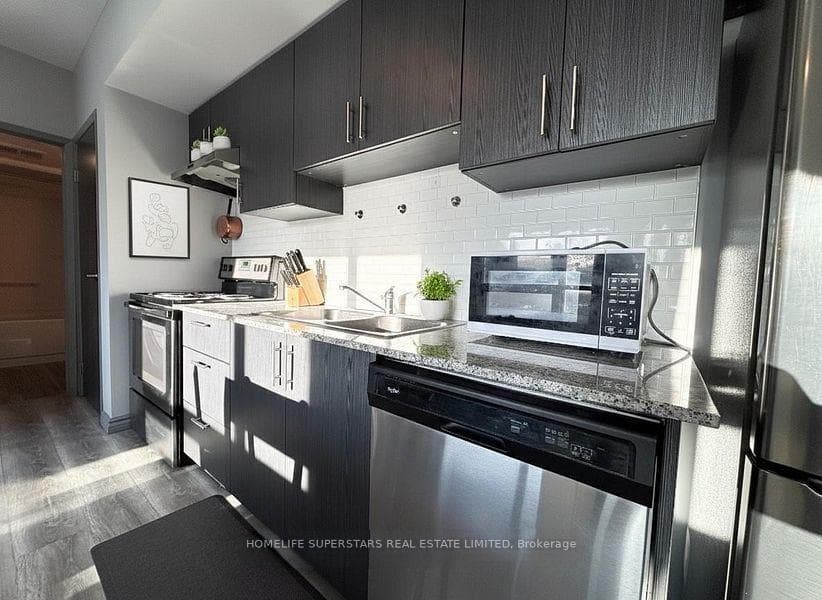 275 Larch Street Unit F504 photo 5
