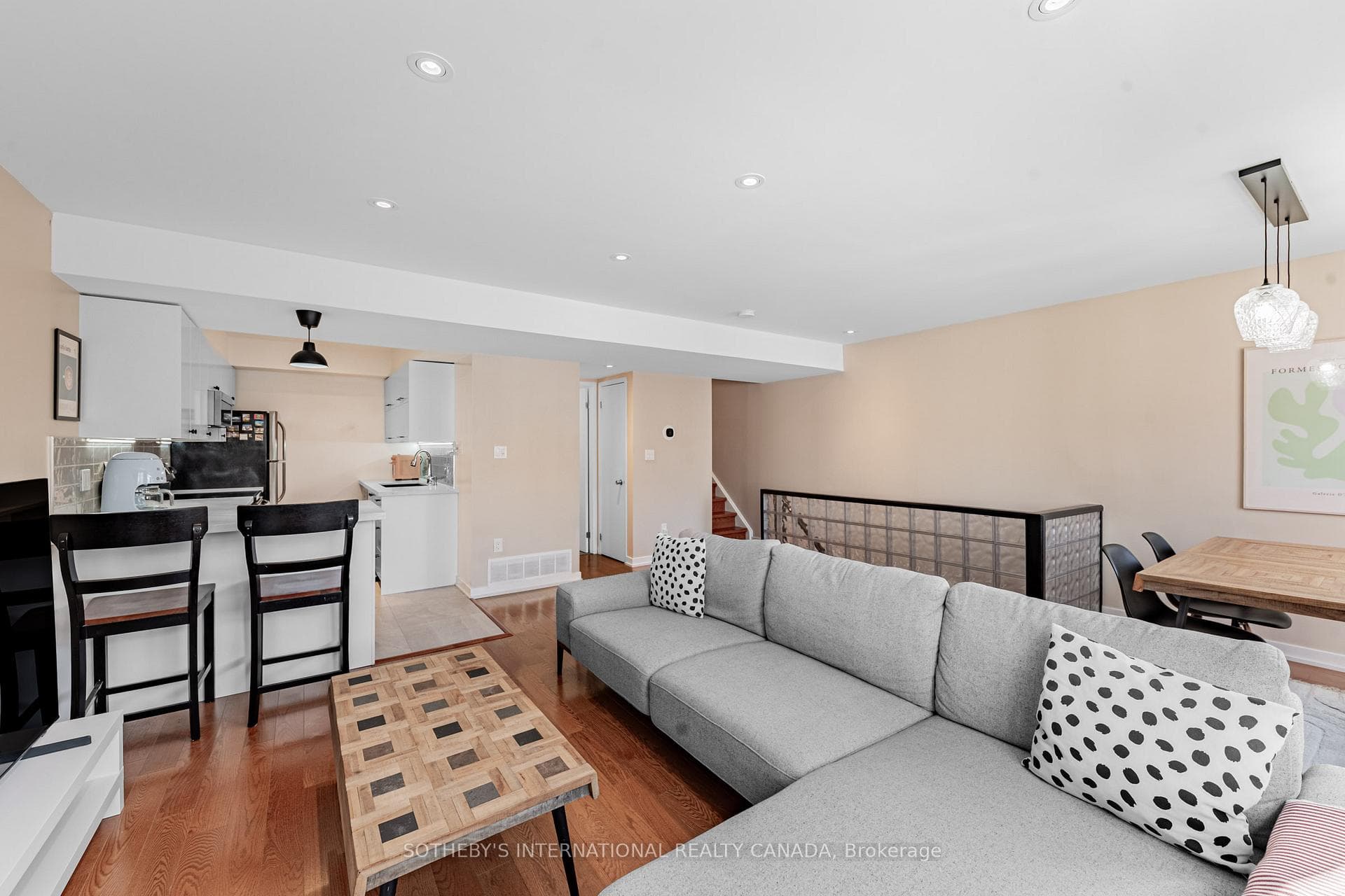 75 Weldrick Road Unit 305 photo 9
